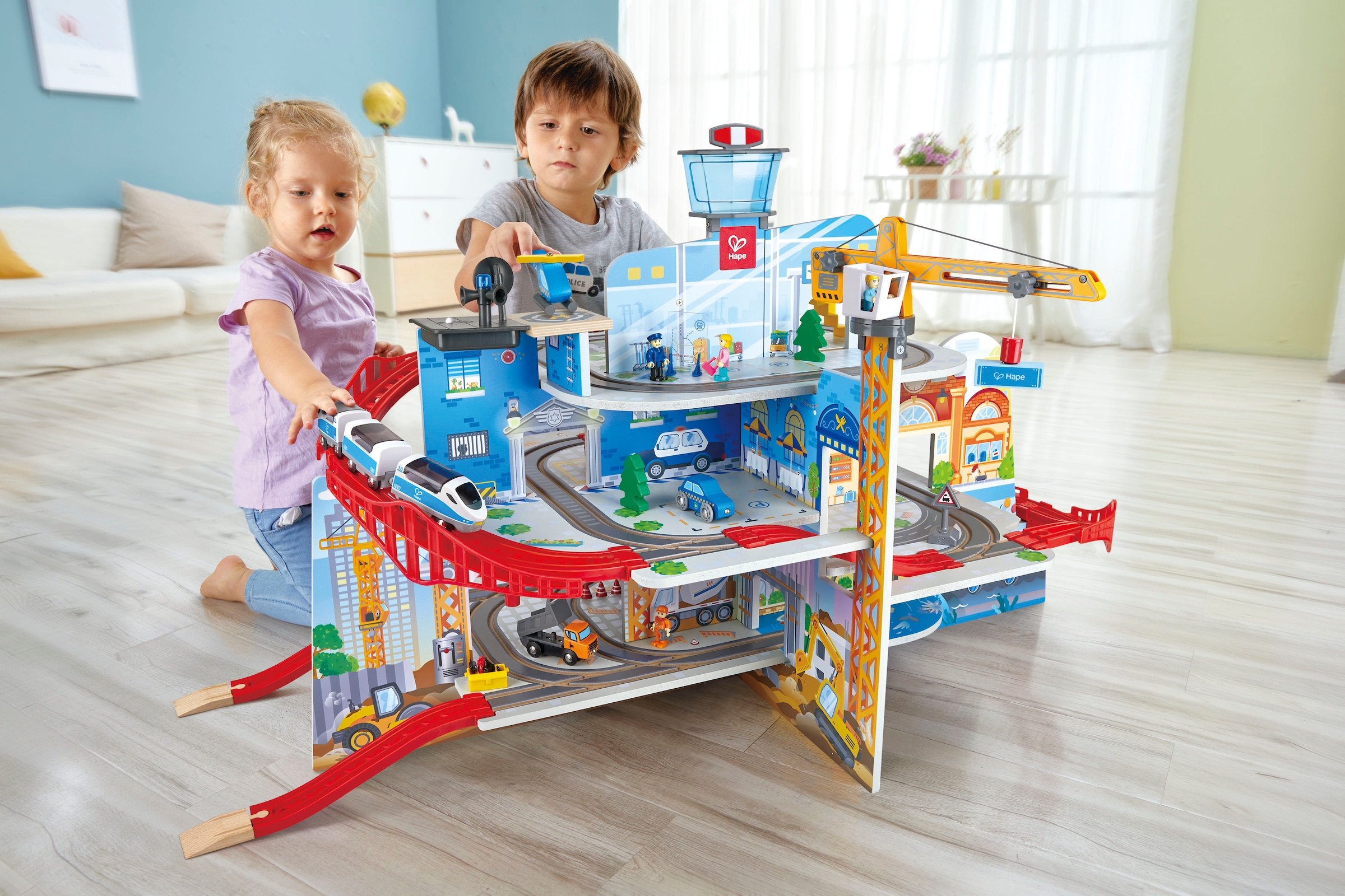 Hape Spielzeug-Eisenbahn »Mega City Eisenbahn«