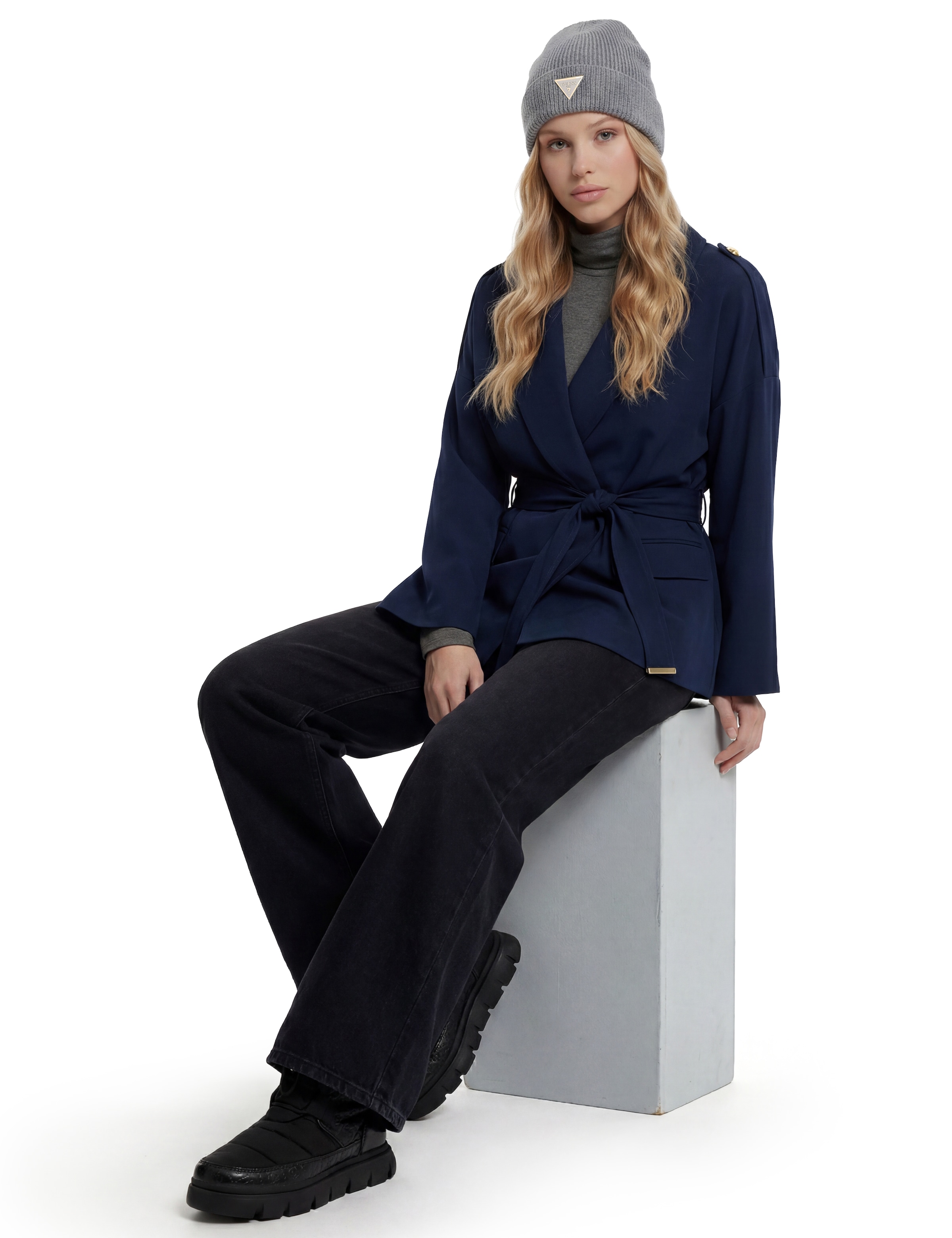 Guess Longsleeve »LS LICIA TURTLE NECK TOP« mit Rollkragen, Viskosemix