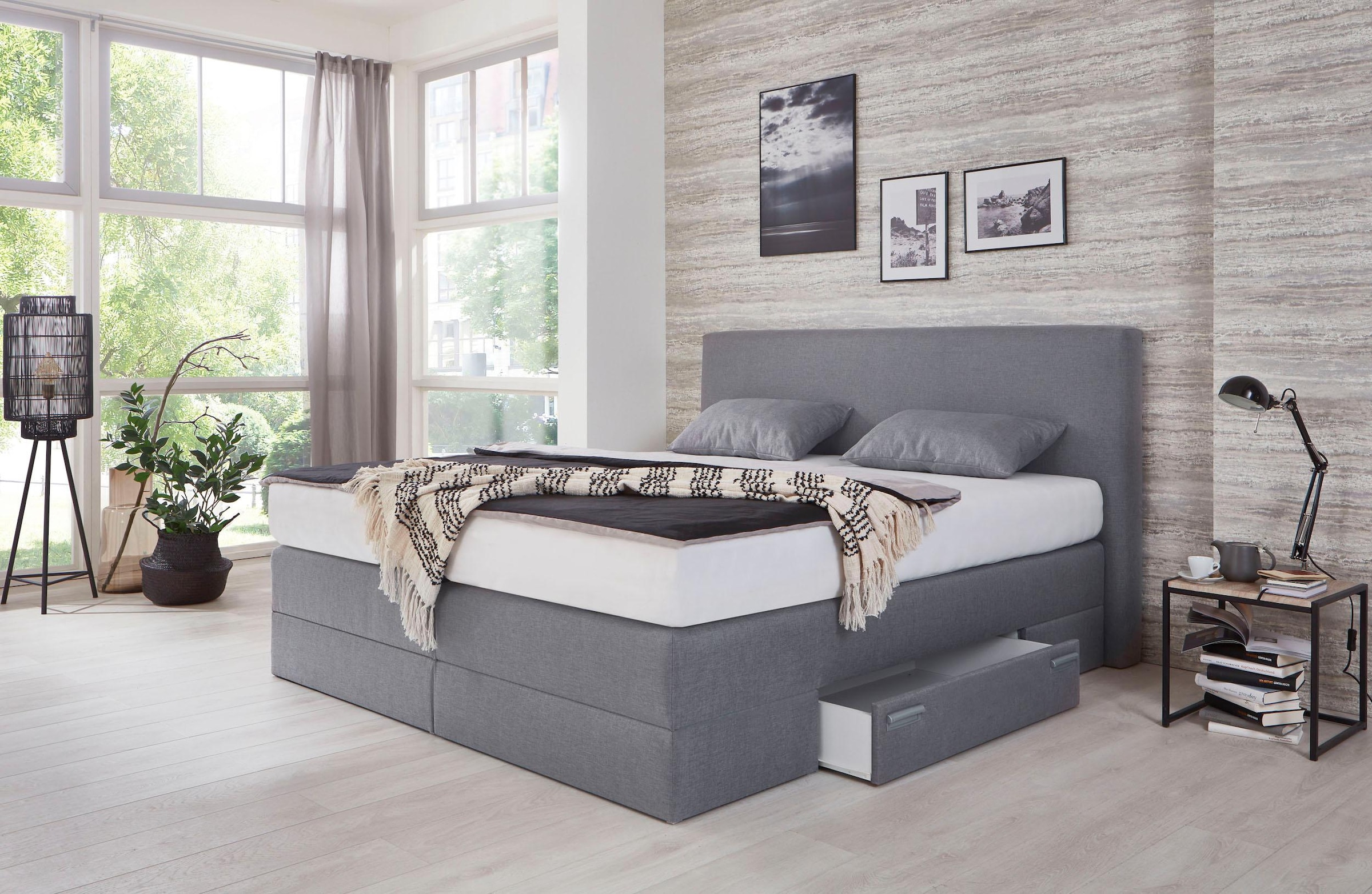 Westfalia Schlafkomfort Lit boxspring avec tiroirs et coussins décoratifs