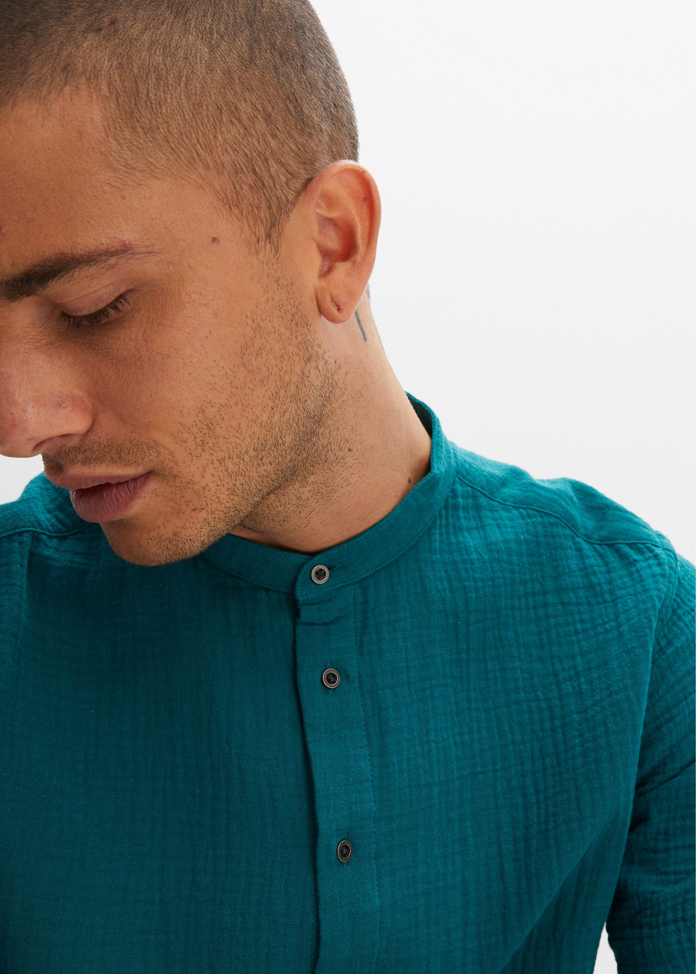 bonprix Chemise à manches courtes Coupe regular, 100% coton, col montant, manches courtes