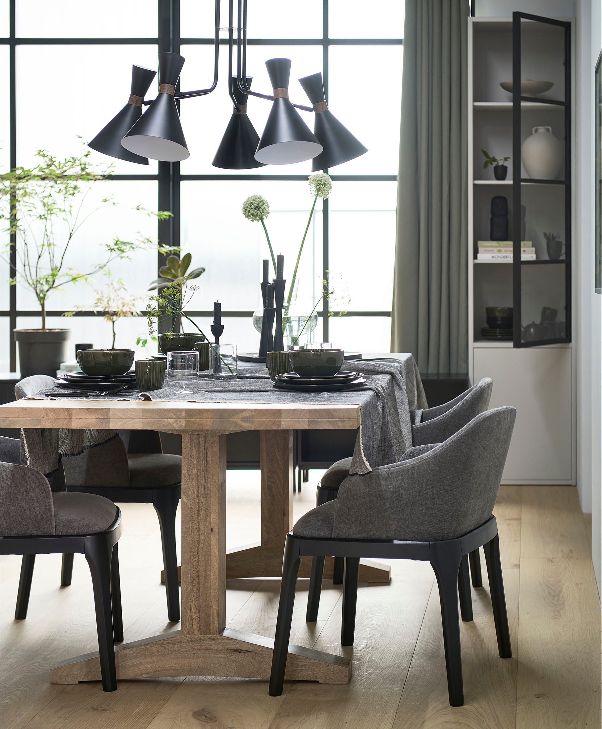 WOOOD Vitrine »Basic« mit zwei Türen, H 230 cm x B 52,5 cm