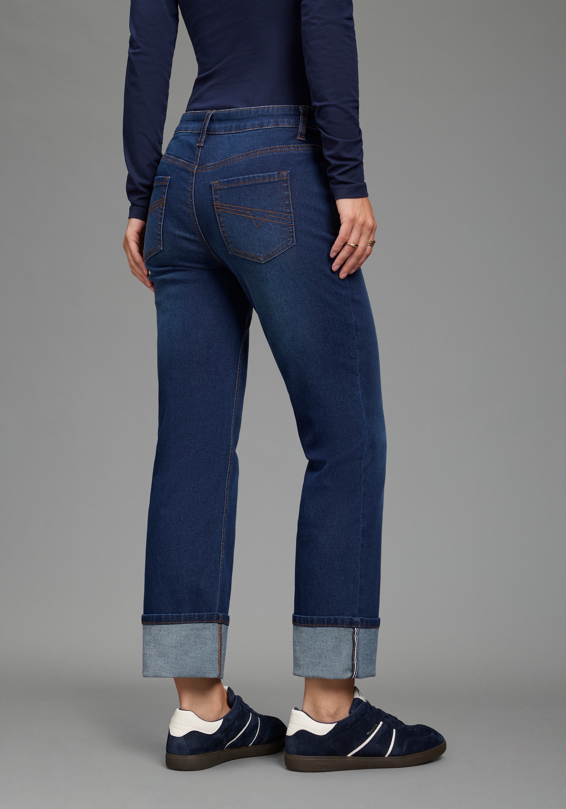 Arizona Jeans droit »mit Turn-Up« coupe droite classique, coupe longue, avec bouton et fermeture éclair