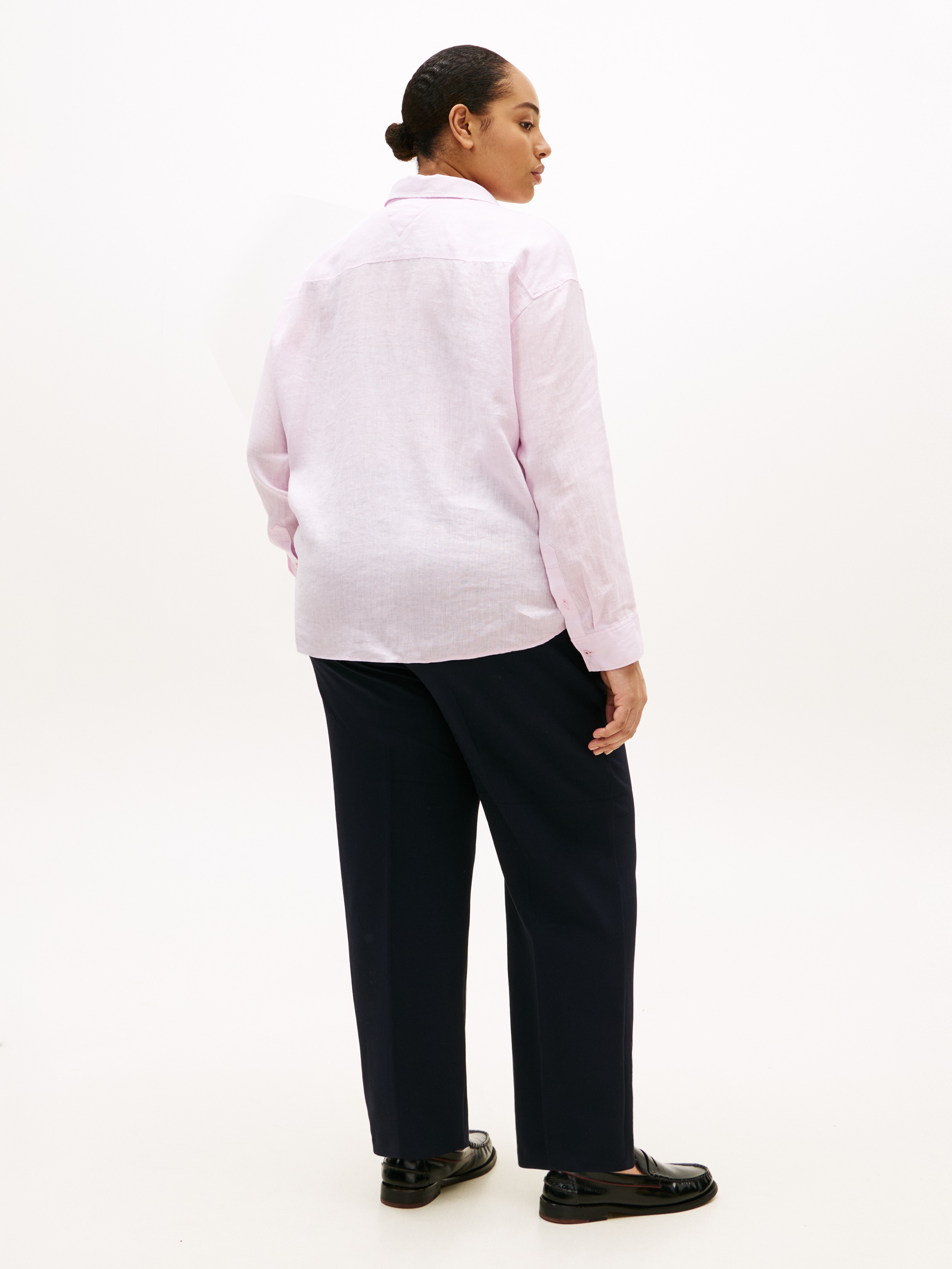 Tommy Hilfiger Curve Langarmbluse »CRV ESS LINEN ROUND HEM SHIRT« in grossen Grössen