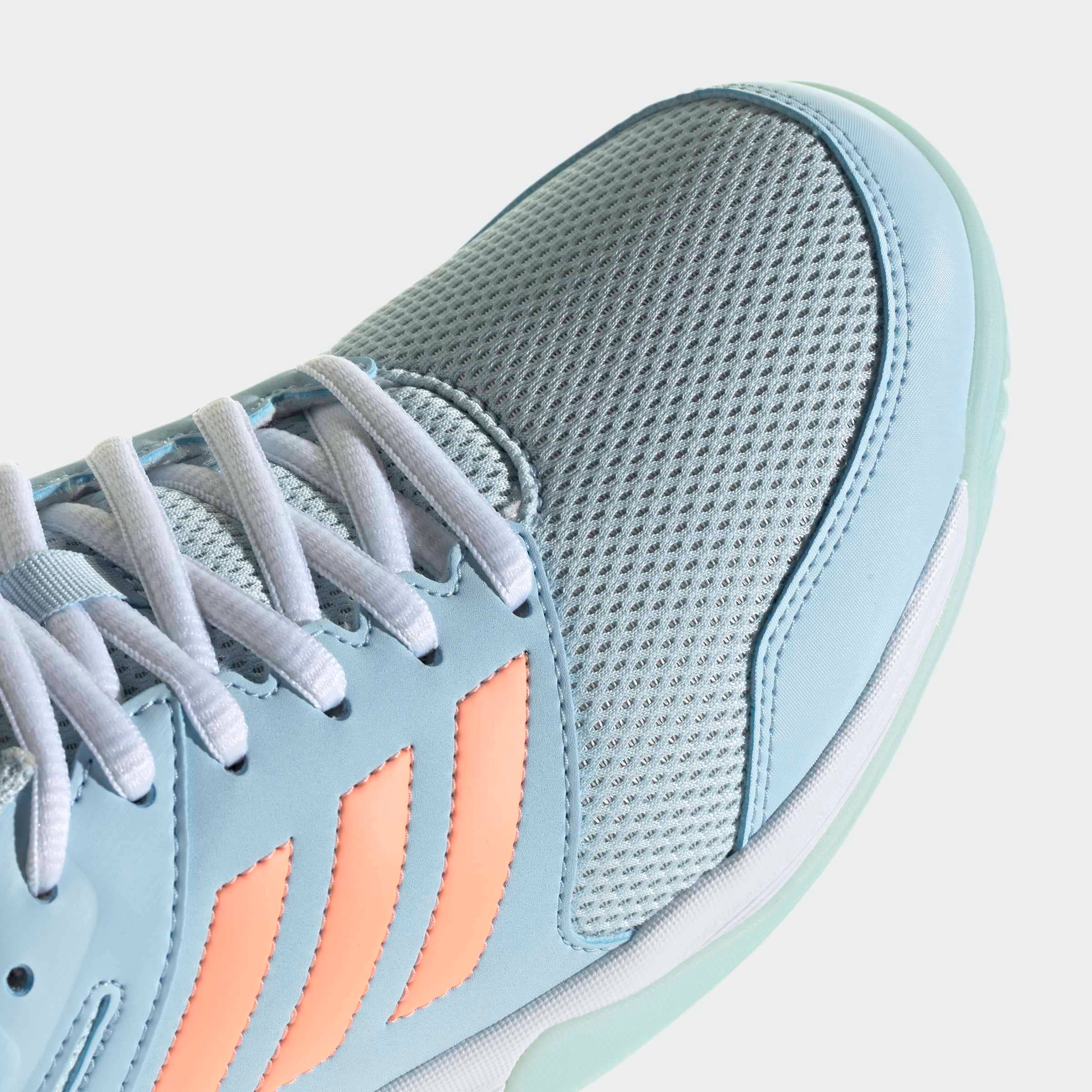 adidas Performance Chaussures d'intérieur »SPEEDCOURT IN«  adapté à tous les sports en salle