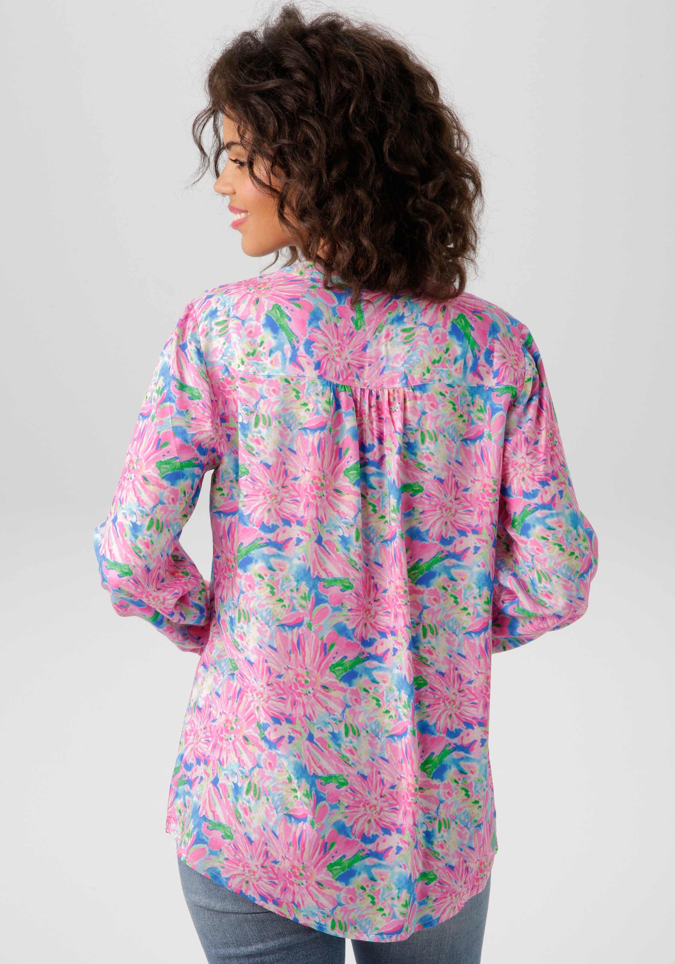 Aniston CASUAL Schlupfbluse mit farbenfrohem, malerischen Blumendruck