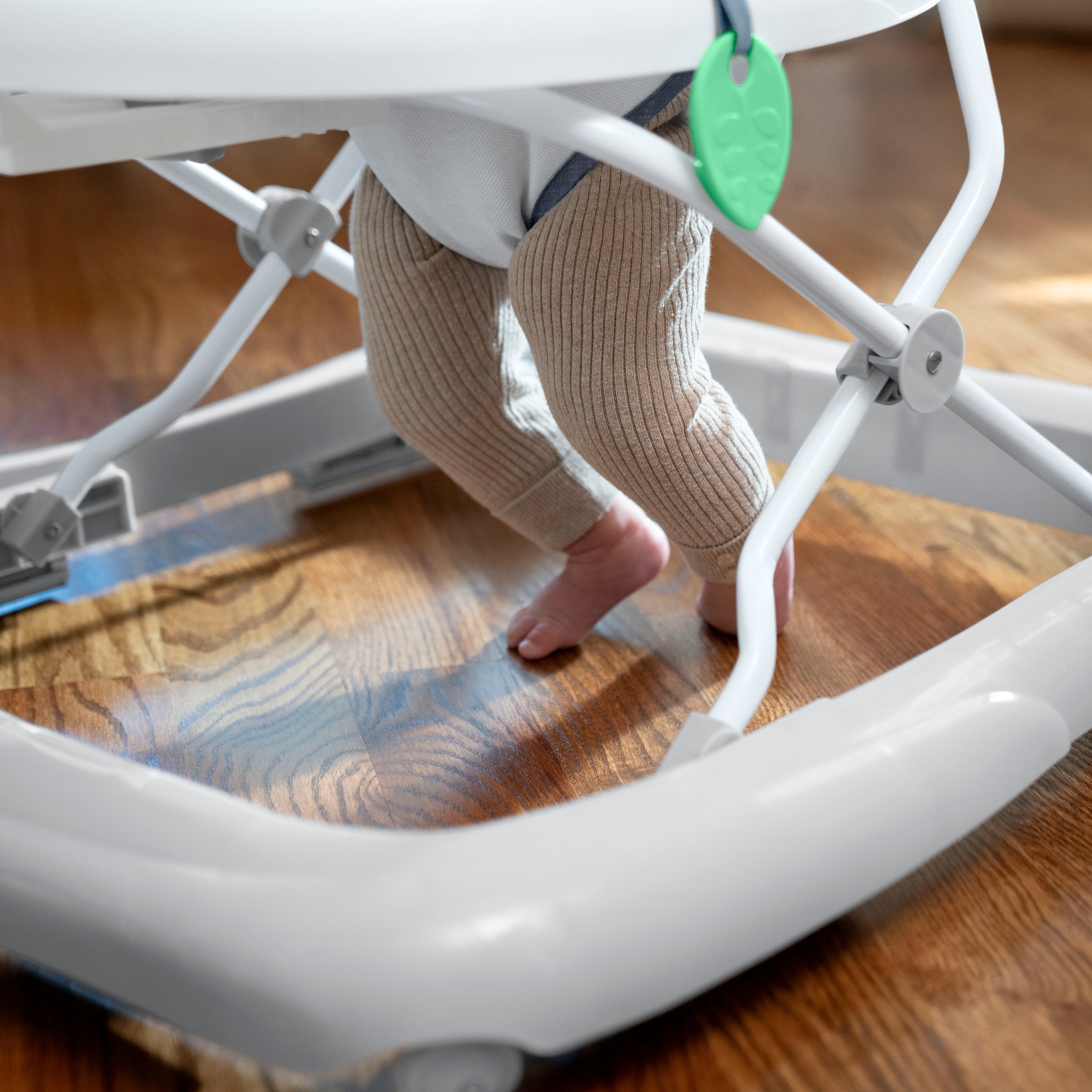 ingenuity Trotteur »Smooth Strides Activity Walker - Chambray«