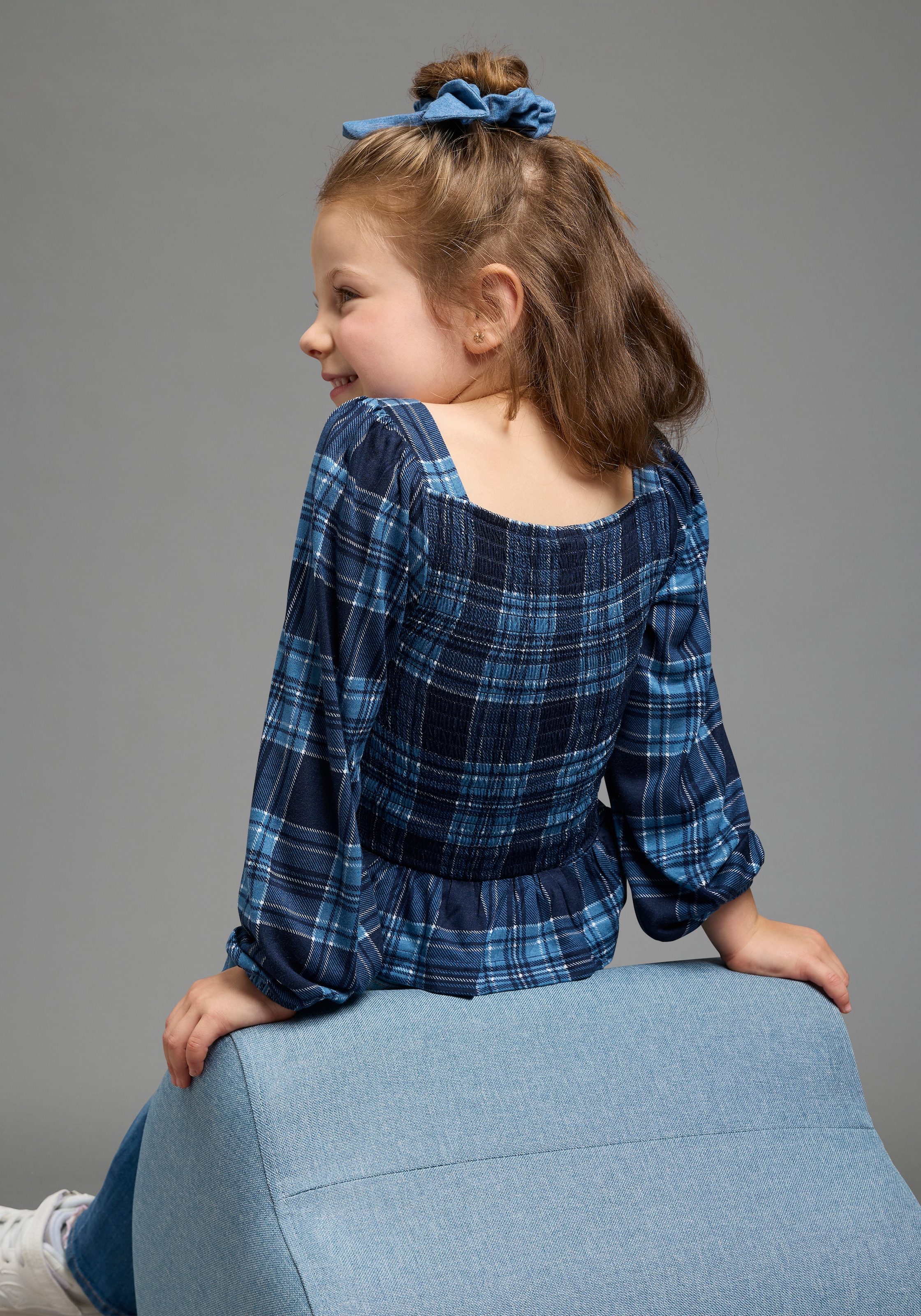 KangaROOS T-shirt à manches longues »Kariertes KangaROOS Viskose-Shirt mit Smoke-Partie« T-shirt en viscose doux avec manches bouffantes, à carreaux, bas smocké