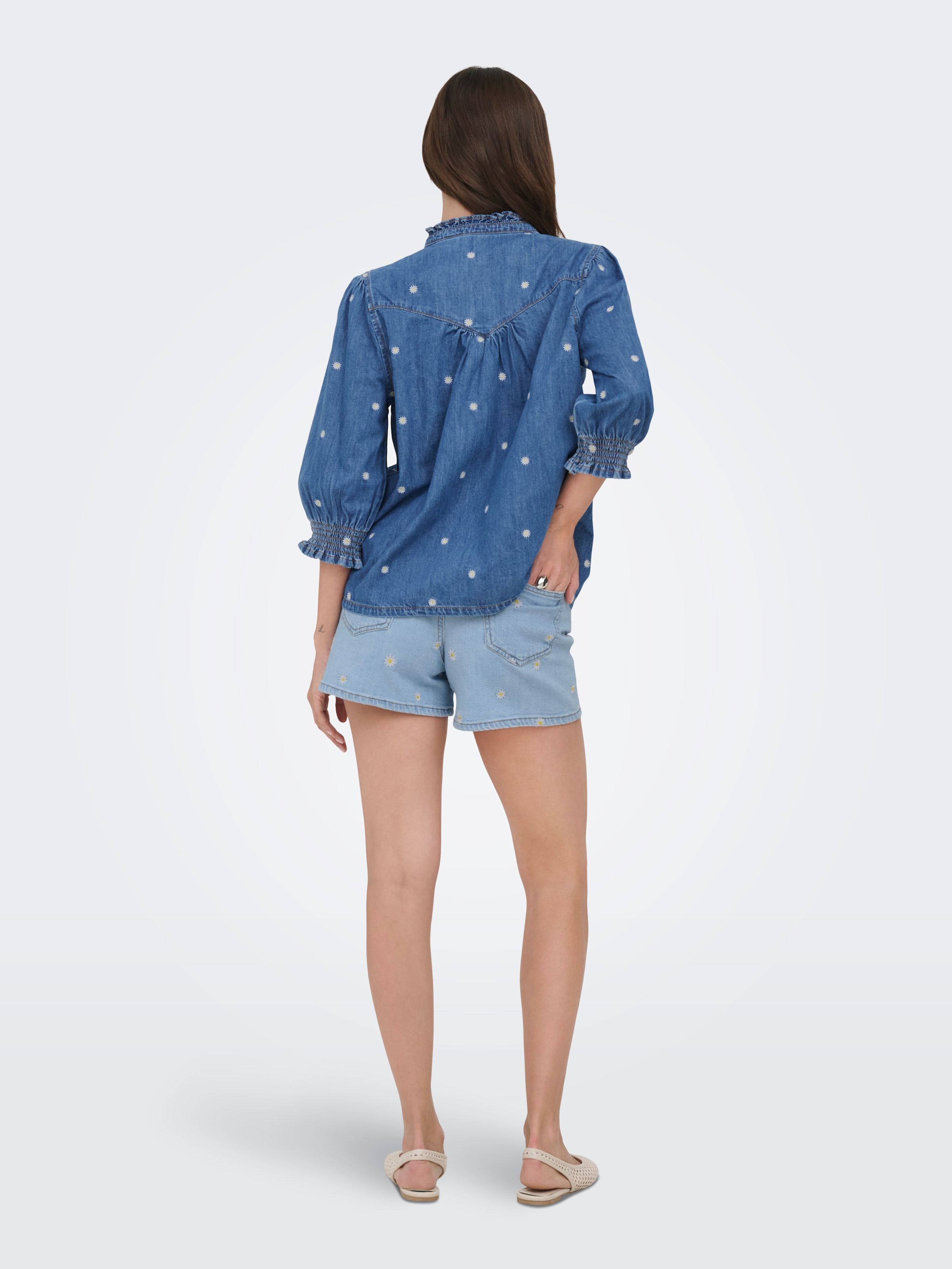 ONLY Short en jean »ONLJOSEPHINE HW DAISY DNM SHORTS AZGNOOS« mélange coton, taille haute