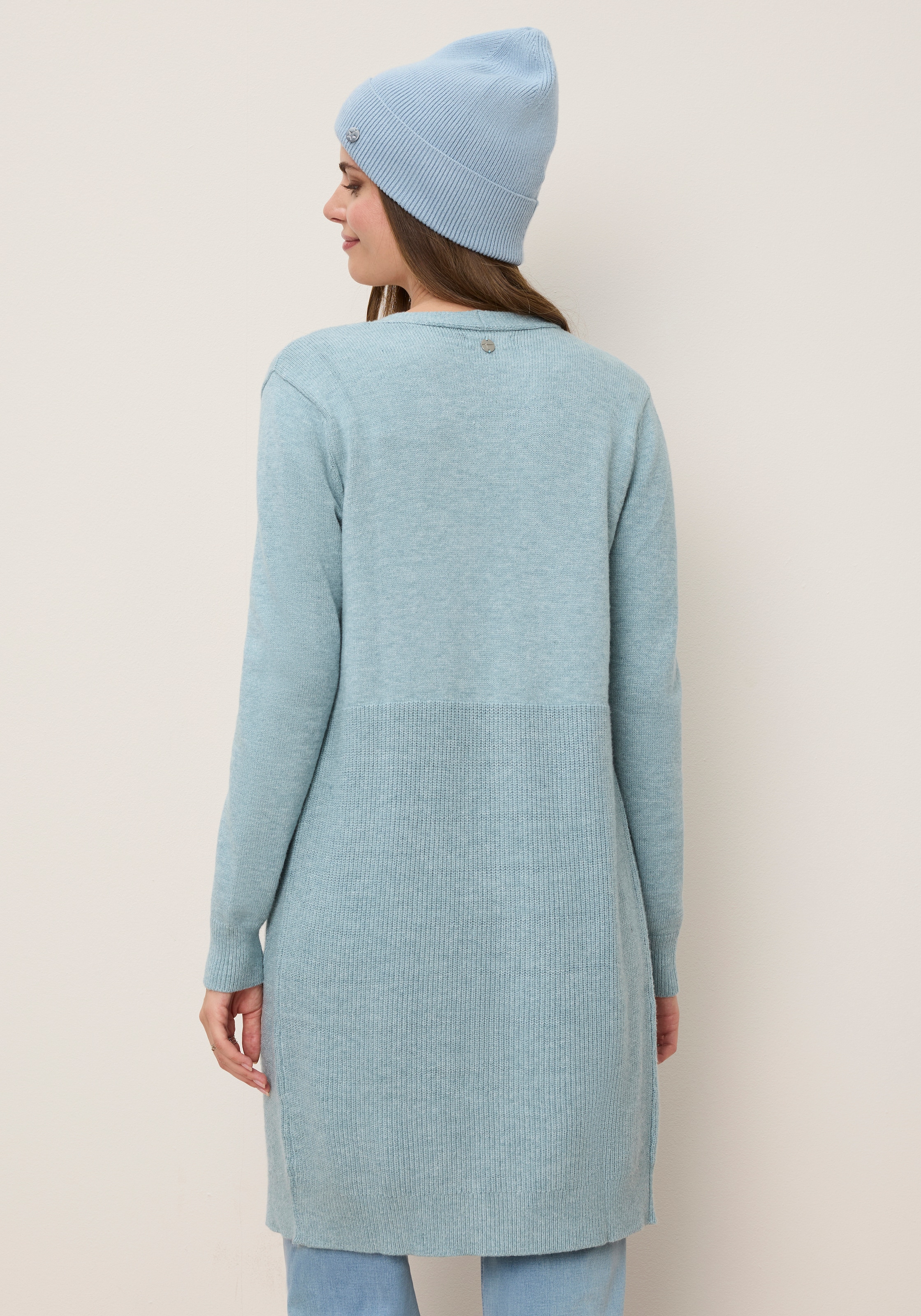 Tamaris Veste en tricot »mit Taschen, lässig geschnitten« en mélange de viscose doux