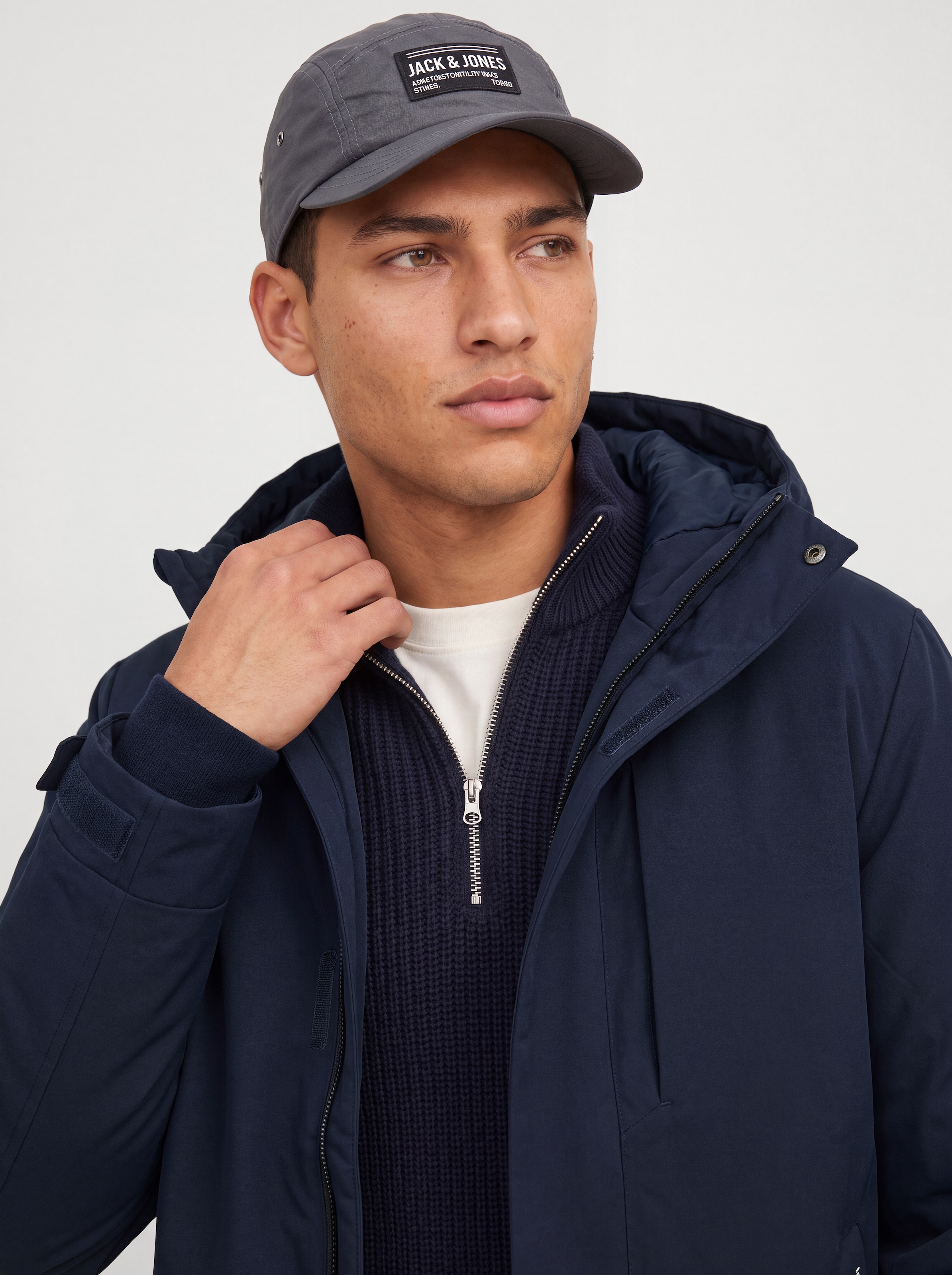 Jack & Jones Parka »JJEKEEN PARKA AW26 SN« avec capuche fibre synthétique, coupe régulière