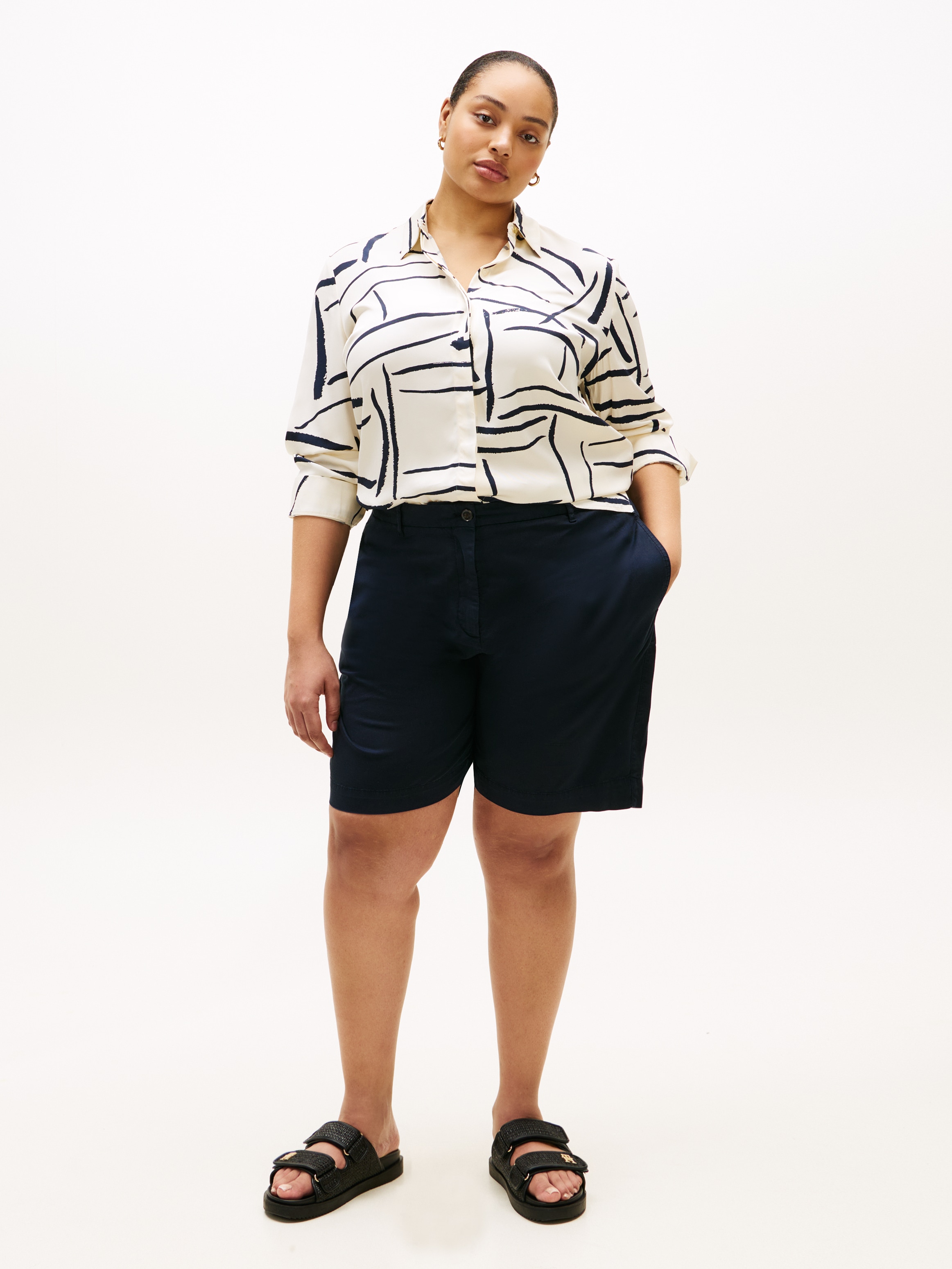 Tommy Hilfiger Curve Short en chino »CRV CO GMD BLEND CHINO SHORT«  en grandes tailles