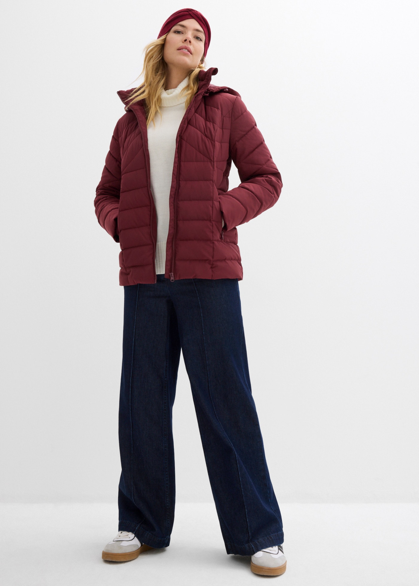 bonprix Veste matelassée pour adultes, coupe sportive, doublé, avec capuche