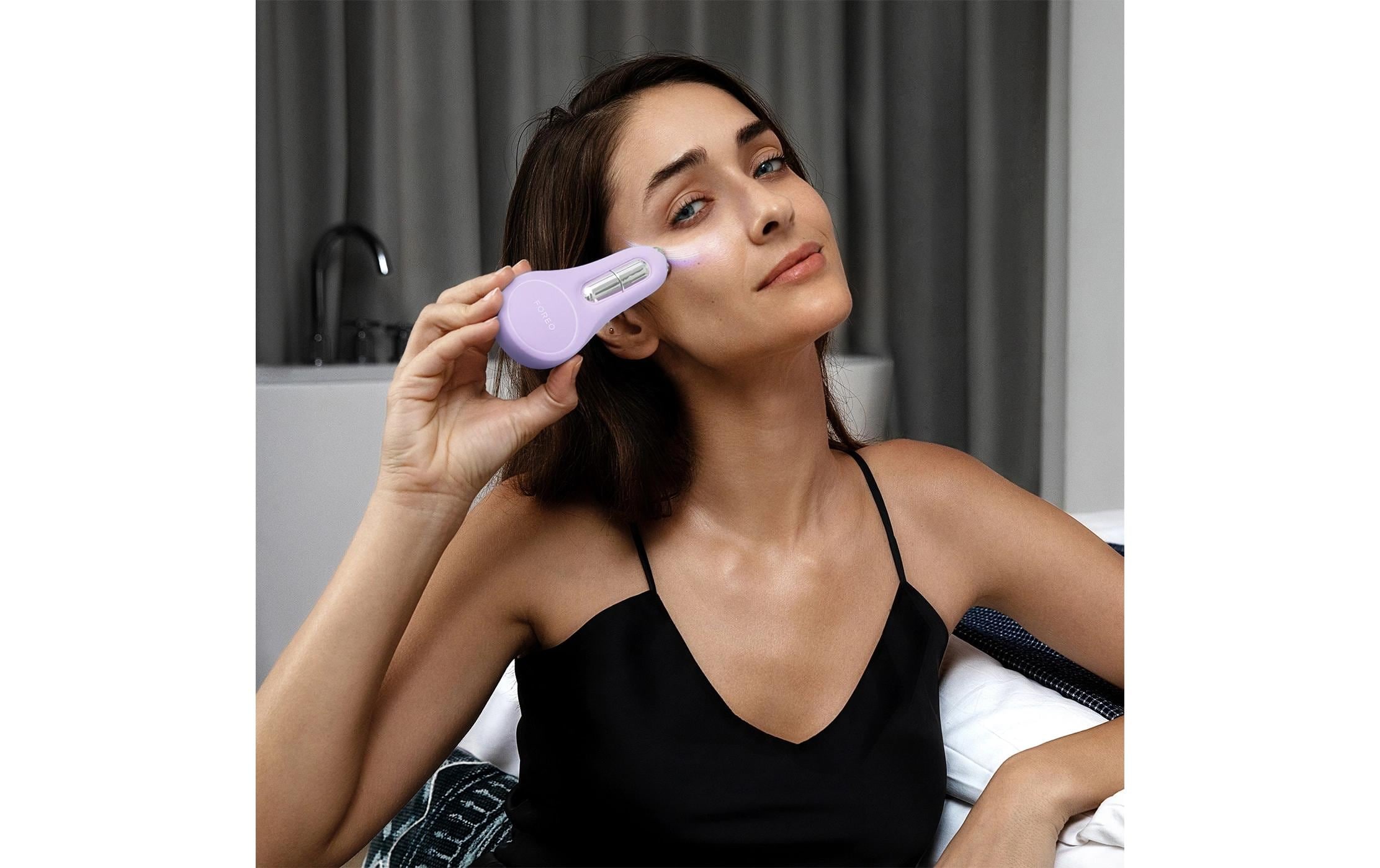 FOREO Appareil anti-âge »BEAR™ 2 eyes & lips«