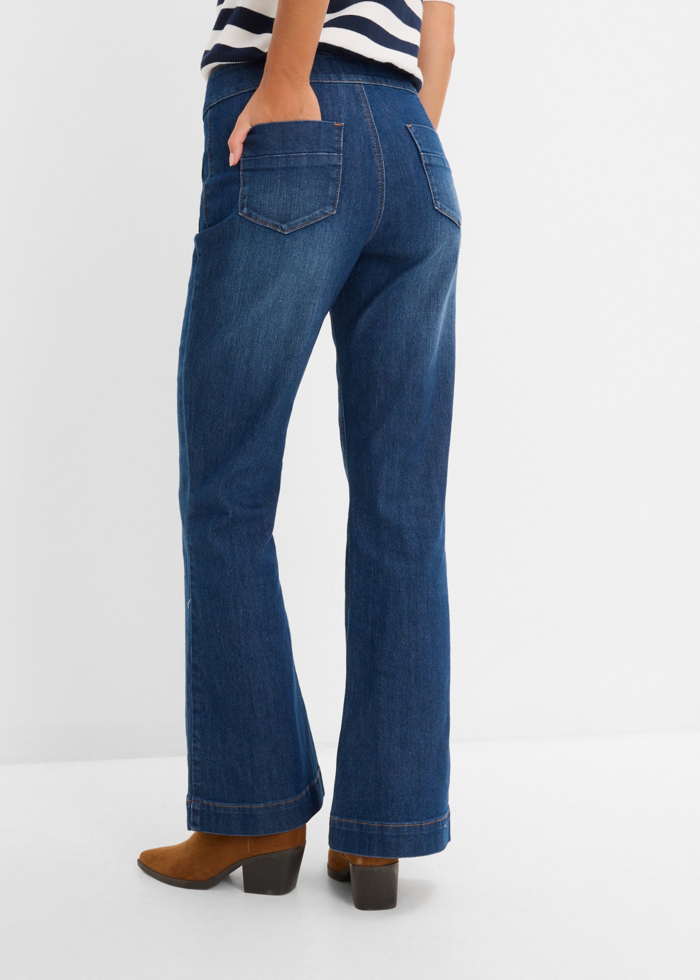 bonprix Jeans à pattes d'eph avec taille mi-haute, coupe régulière, forme évasée, aspect usé