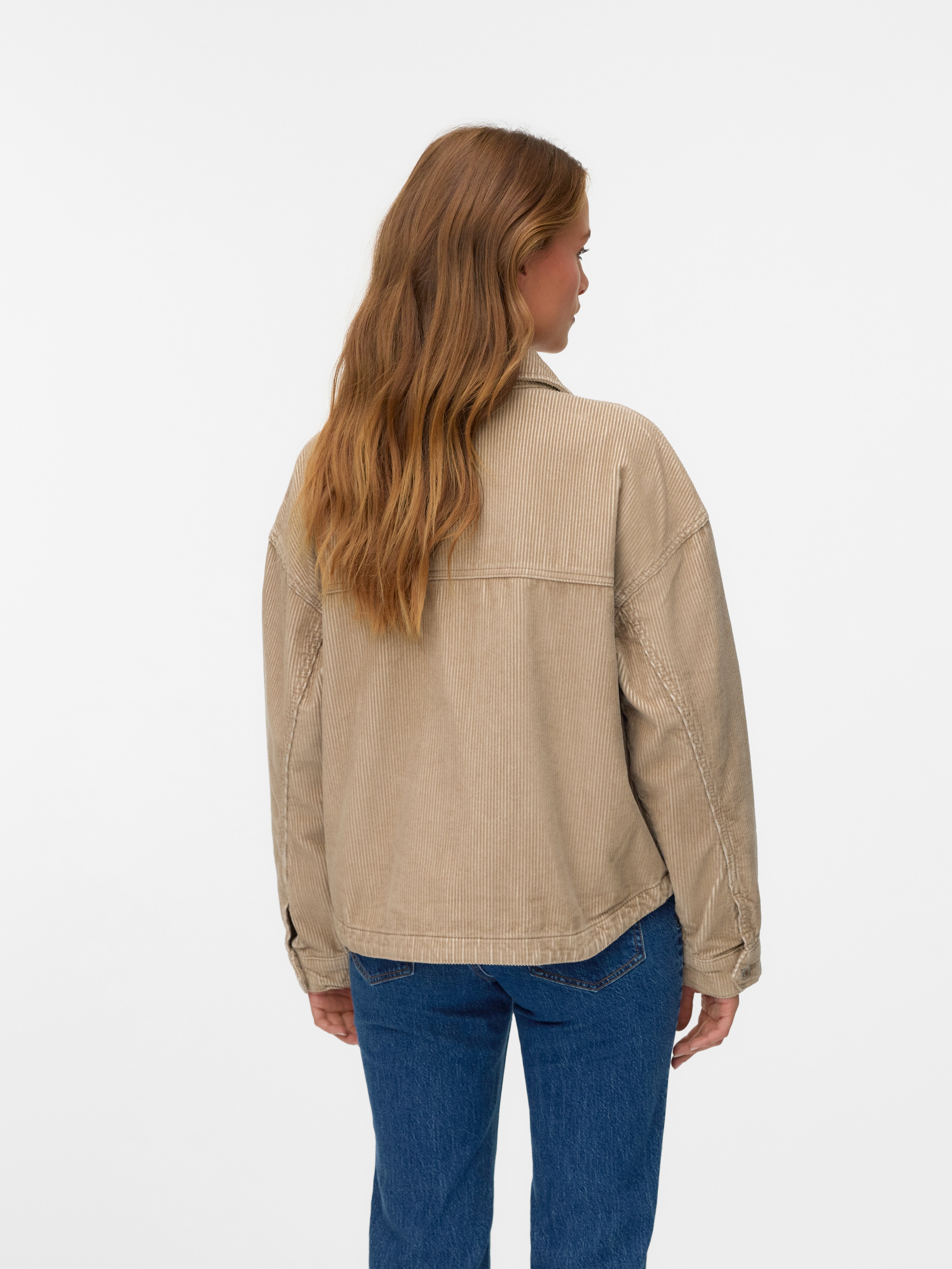 Vero Moda Veste en velours côtelé »VMJAMIE LS CORDUROY SHACKET MIX NOOS«