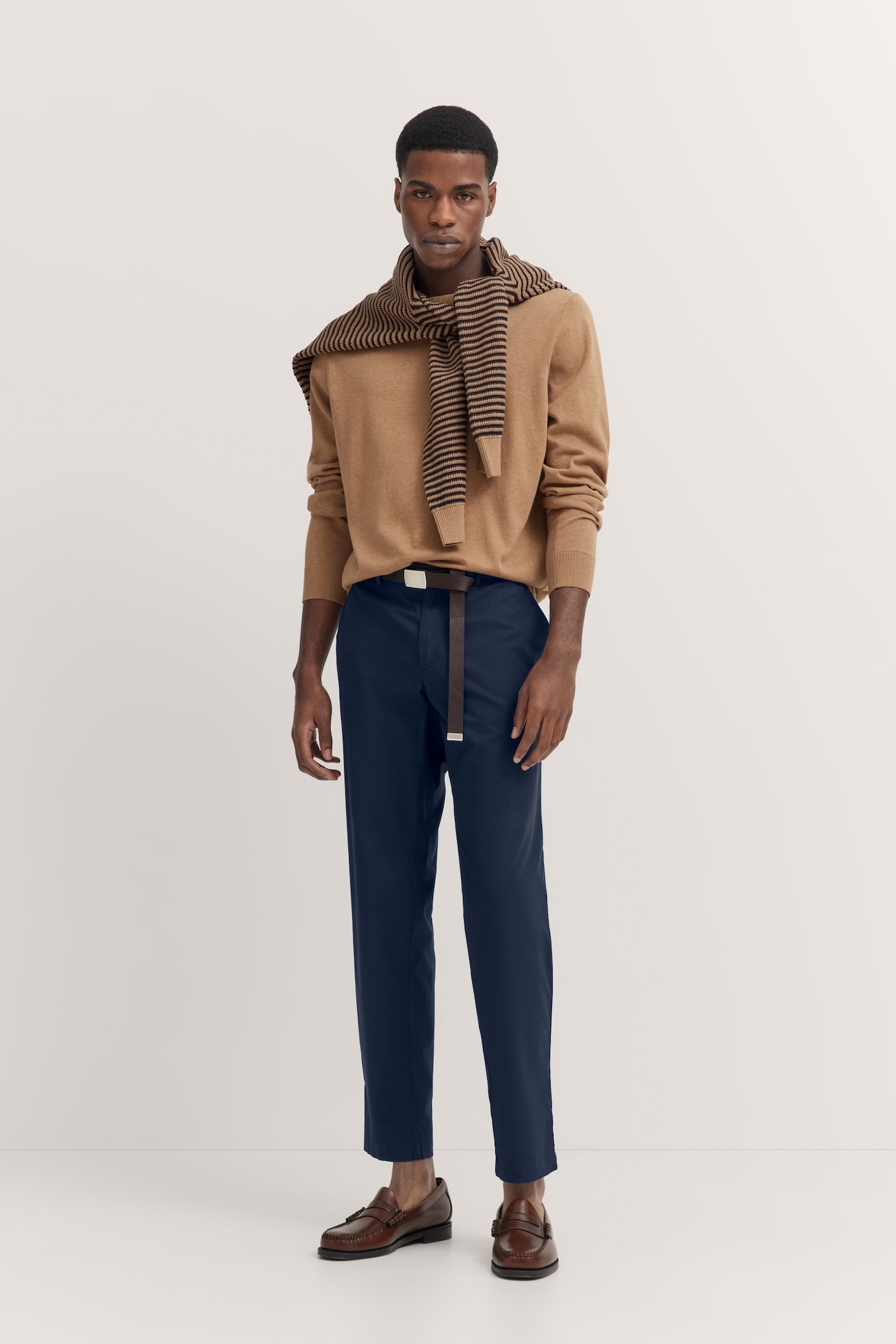 bugatti Chinos  mit praktischen Gürtelschlaufen