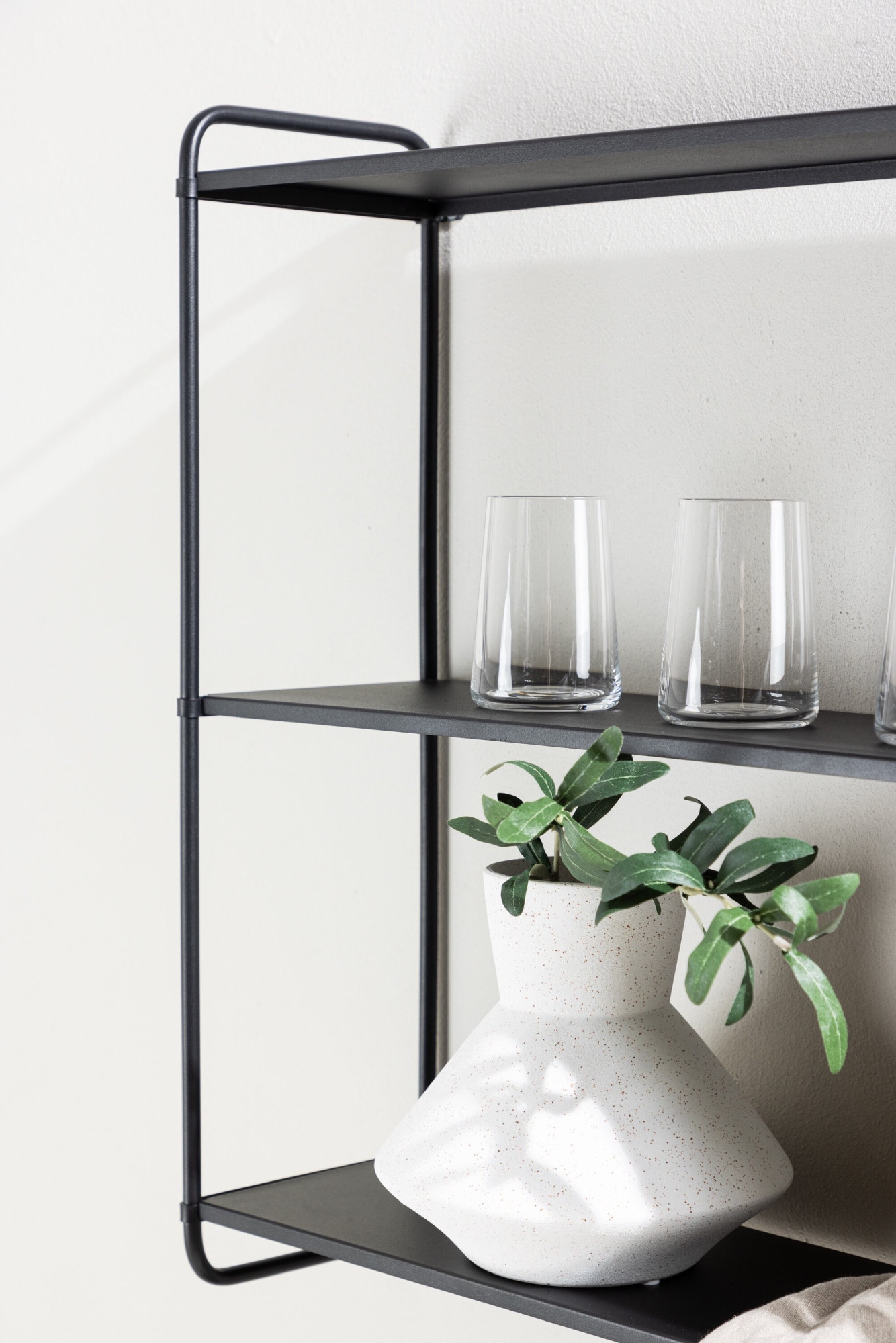 Venture Home Regal »Lyon, Wandregal, langes Format, Breite 122 cm« Hängeregal, Pulverbeschichtung, schlank, anspruchsvoll, vielseitig