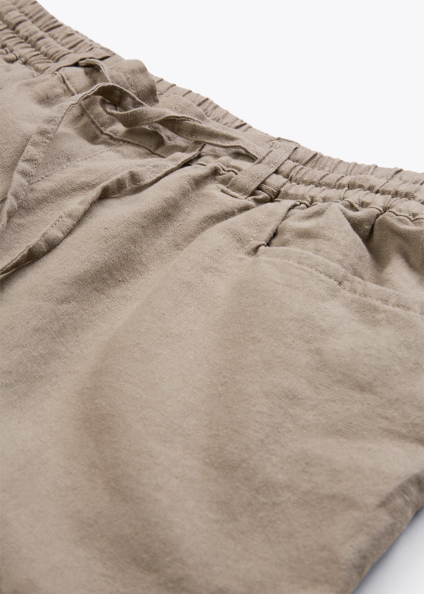 bonprix Bermuda  im sommerlichen Leinen-Mix, mit elastischer Bund mit Bindeband