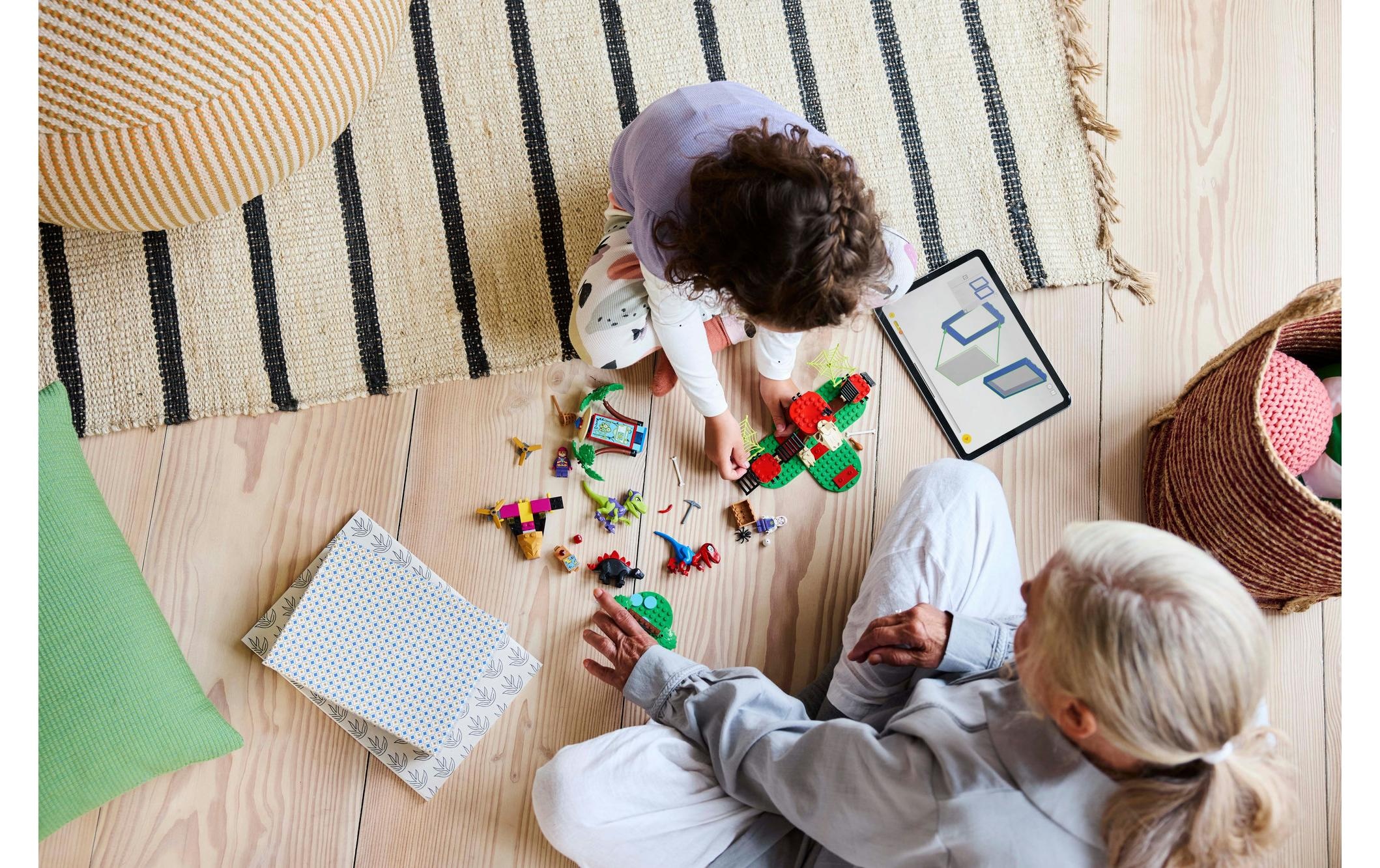 LEGO® Spielbausteine »Marvel Showdown am Baumhaus«