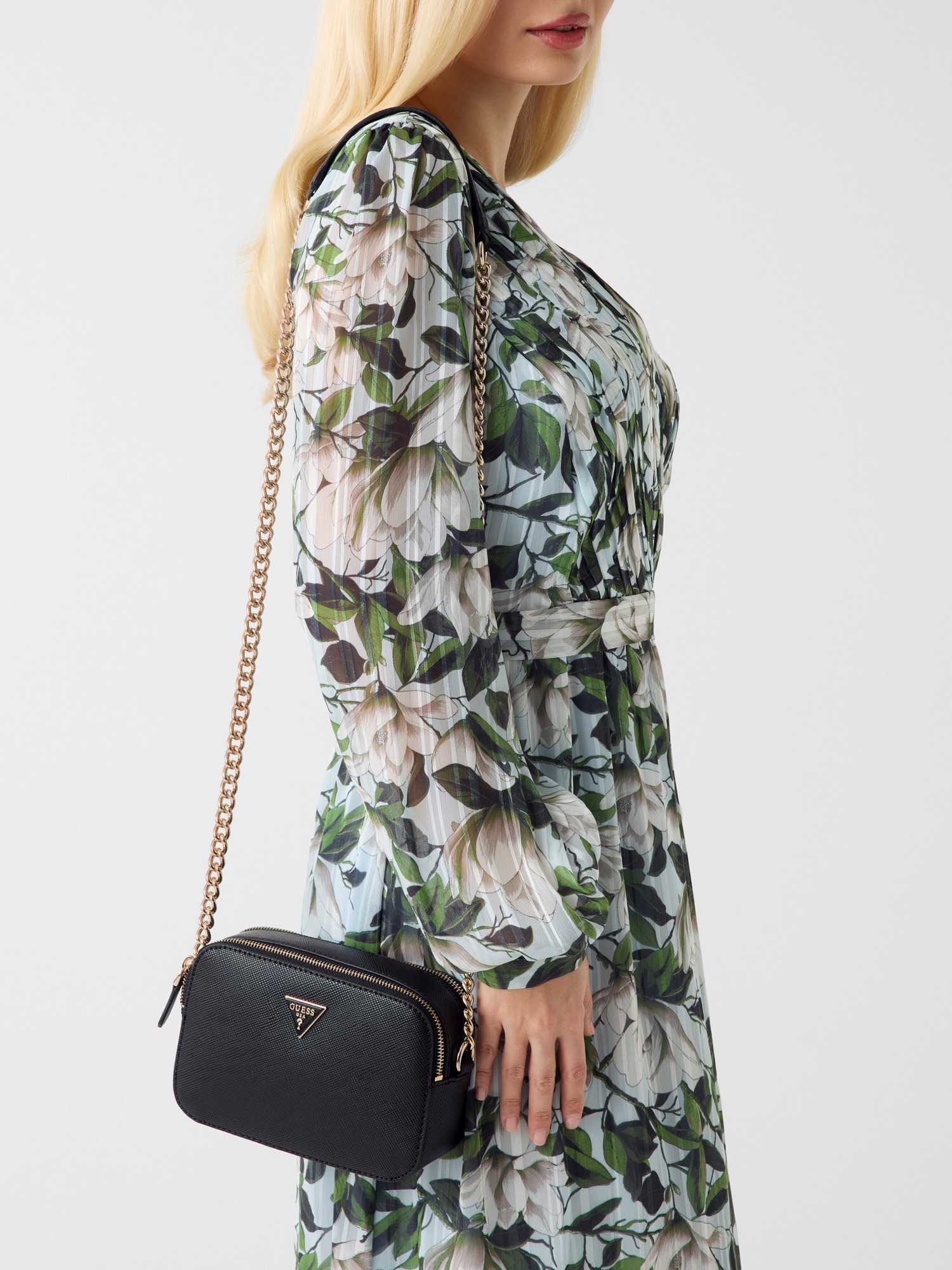 Guess Umhängetasche »NOELLE II CROSSBODY CAMERA« Handtasche, Abendtasche, Schultertasche mit Umhängekette