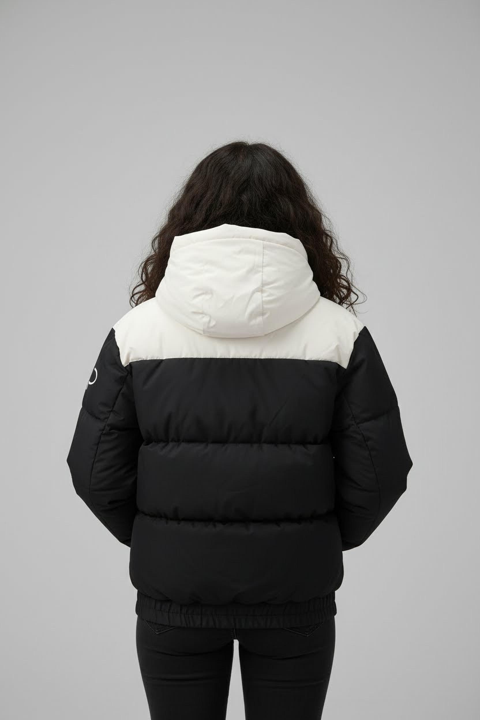 CMP Veste d'hiver 1 cuis tlg. mit fester Kapuze, leichtes Material, sportlicher Stil