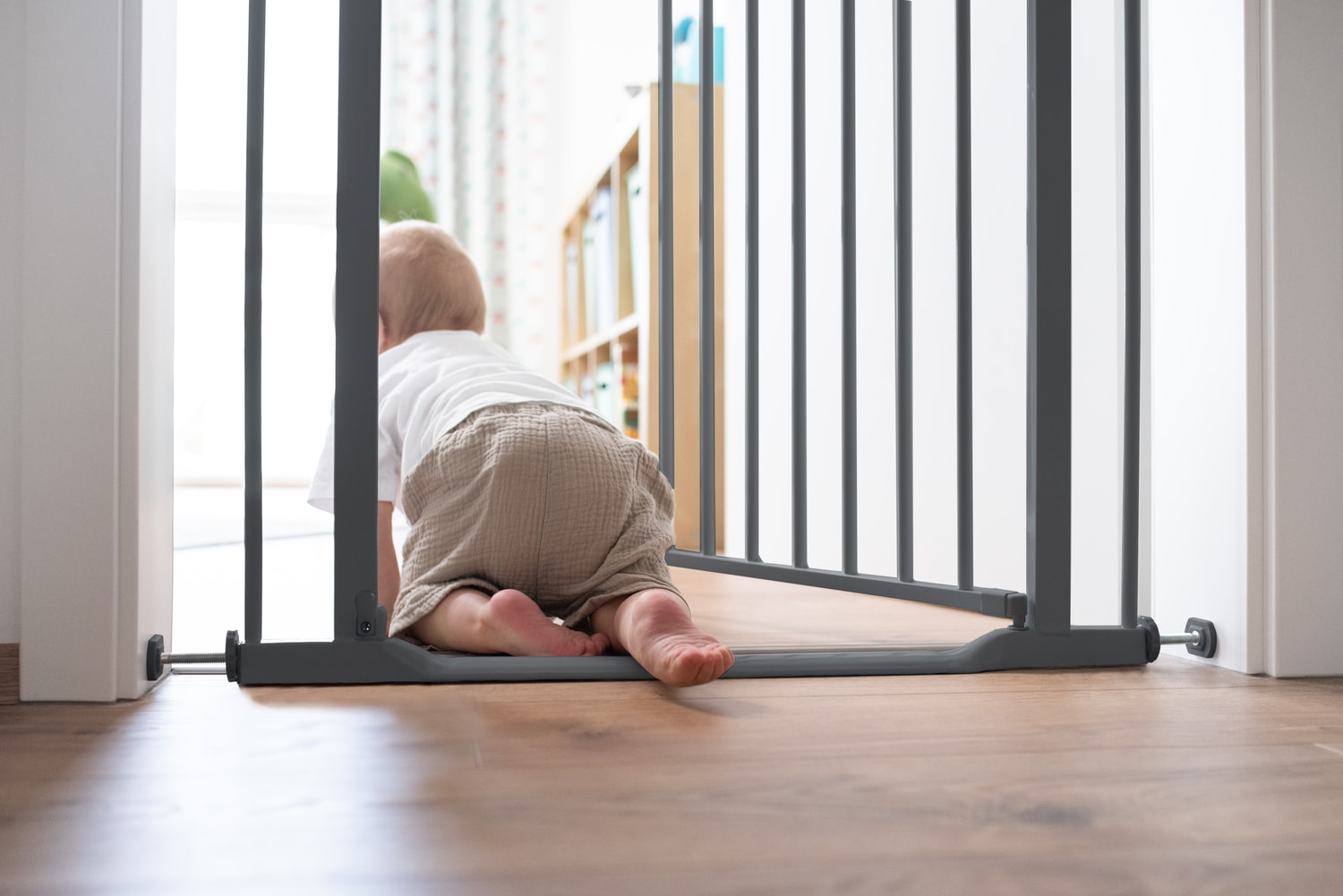 Hauck Türschutzgitter »Clear Step Autoclose 2, Black« auch als Treppenschutzgitter verwendbar; 75-80, flacher Durchgang