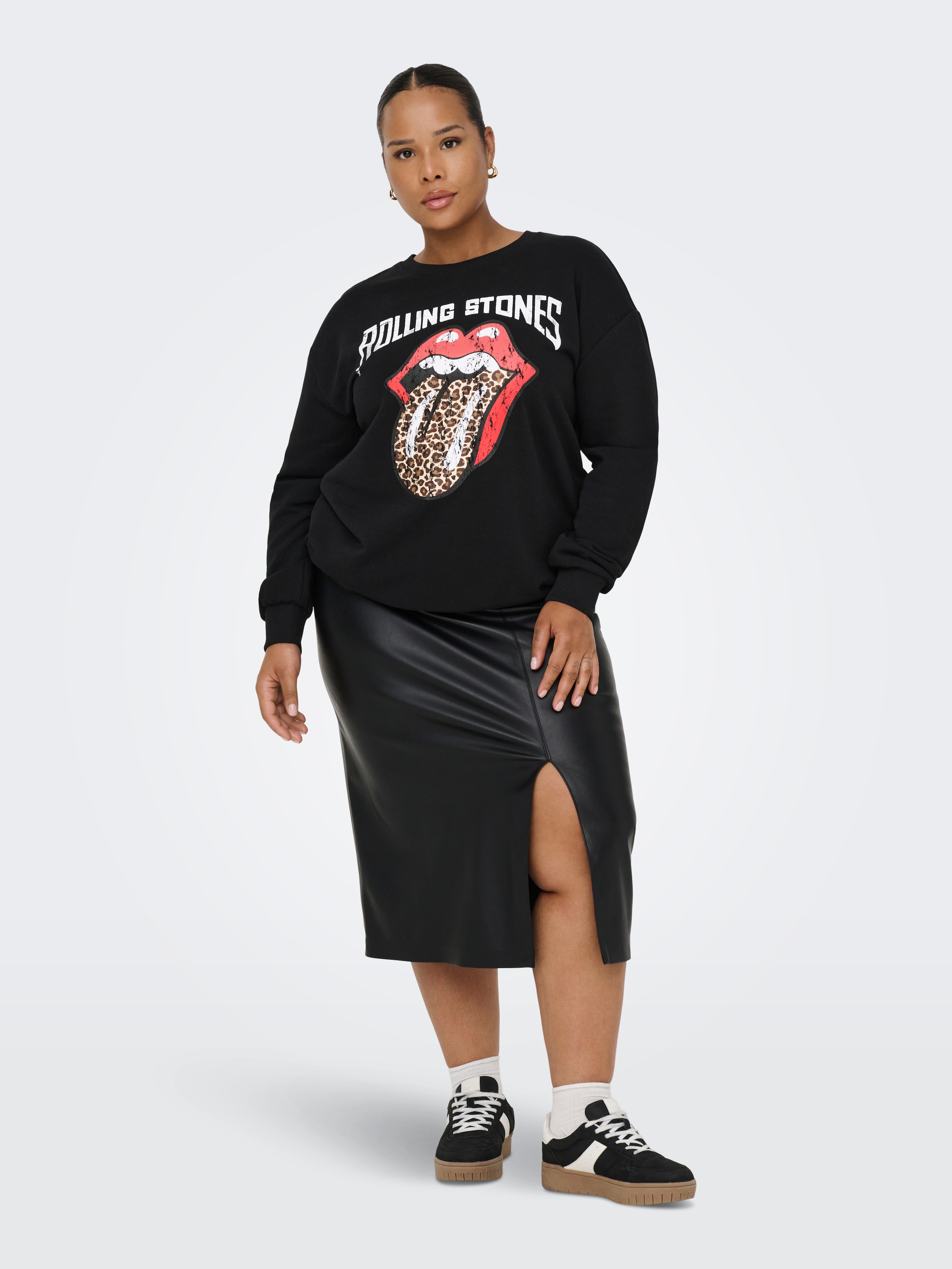 ONLY CARMAKOMA Sweatshirt »CARROLLI L/S O-NECK SWEAT LC JRS«
