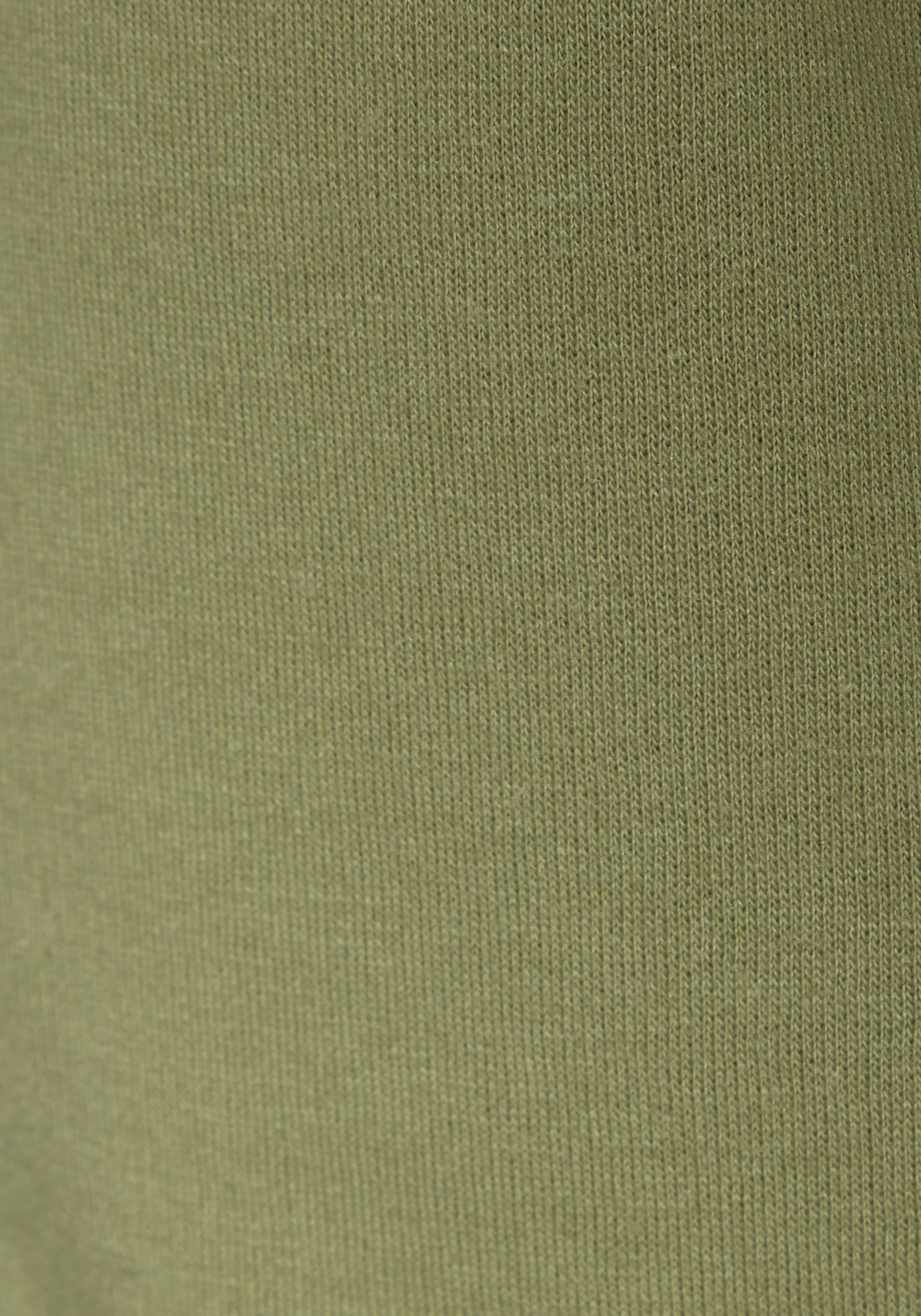 LASCANA Relaxshorts  mit seitlichen Eingrifftaschen, Loungeanzug