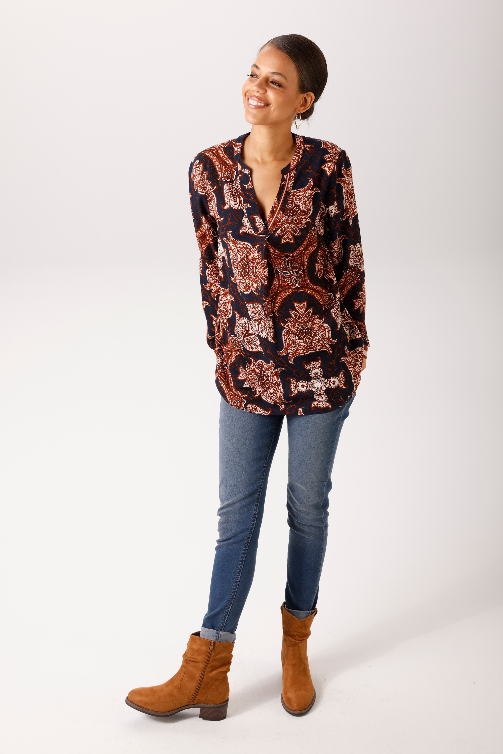 Aniston CASUAL Blouse à enfiler imprimé d'ornements fantaisistes - NOUVELLE COLLECTION