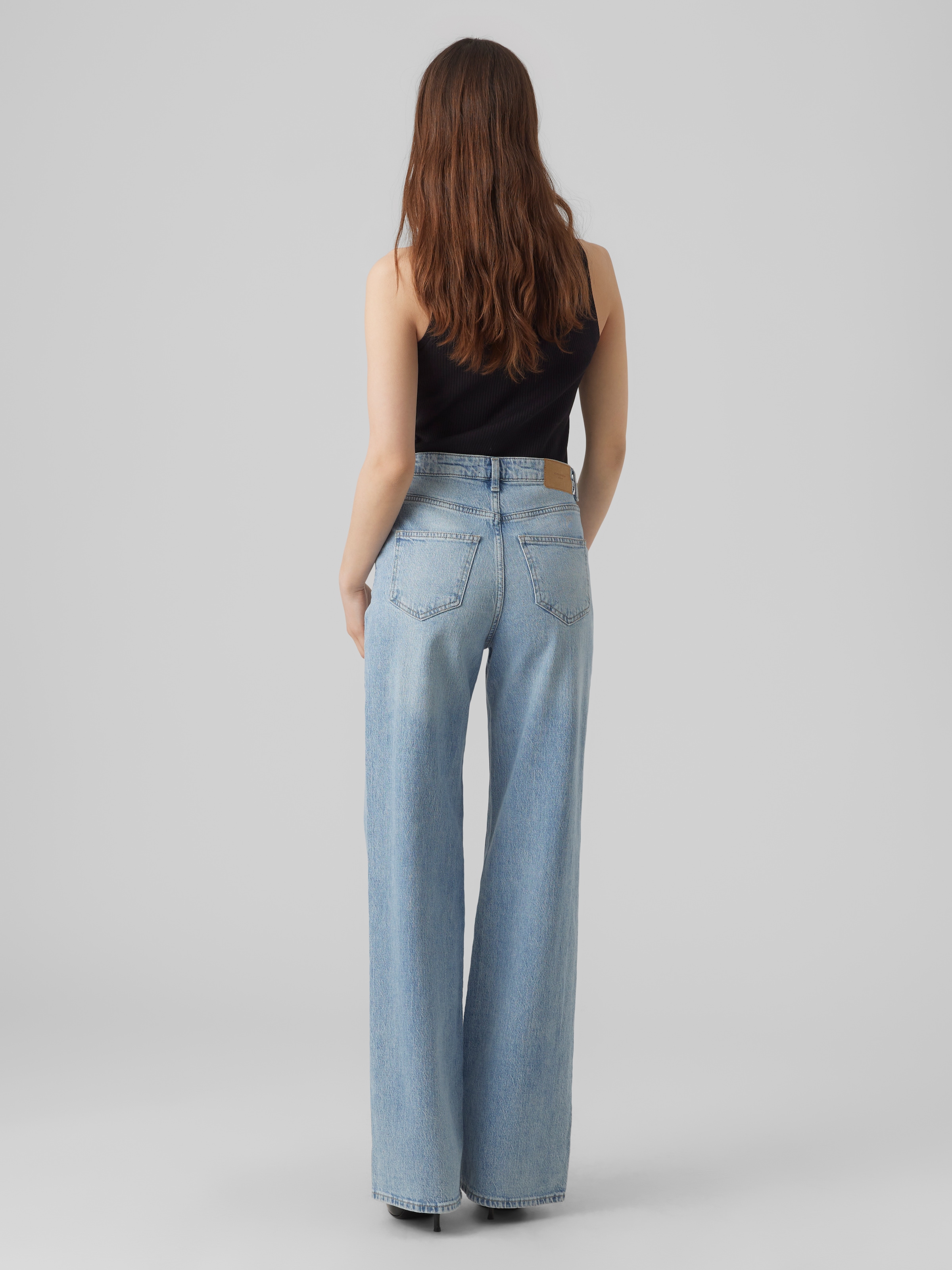 Vero Moda Jeans droit »VMTESSA HR STRAIGHT JEANS RA339 GA NOOS«