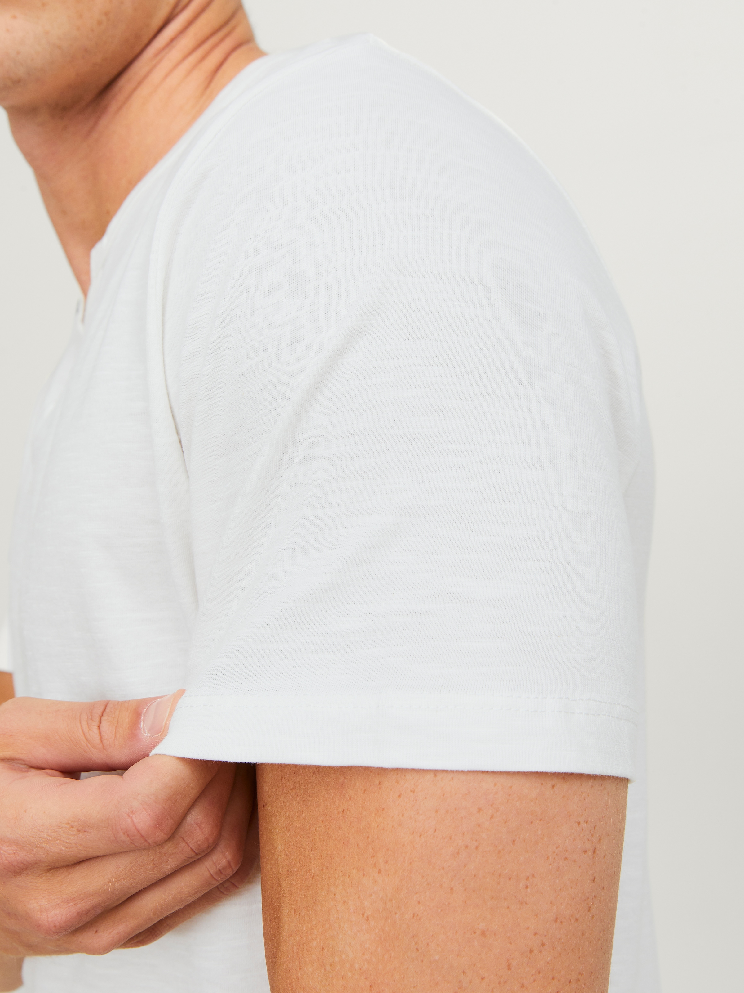 Jack & Jones T-Shirt »SPLIT NECK TEE«