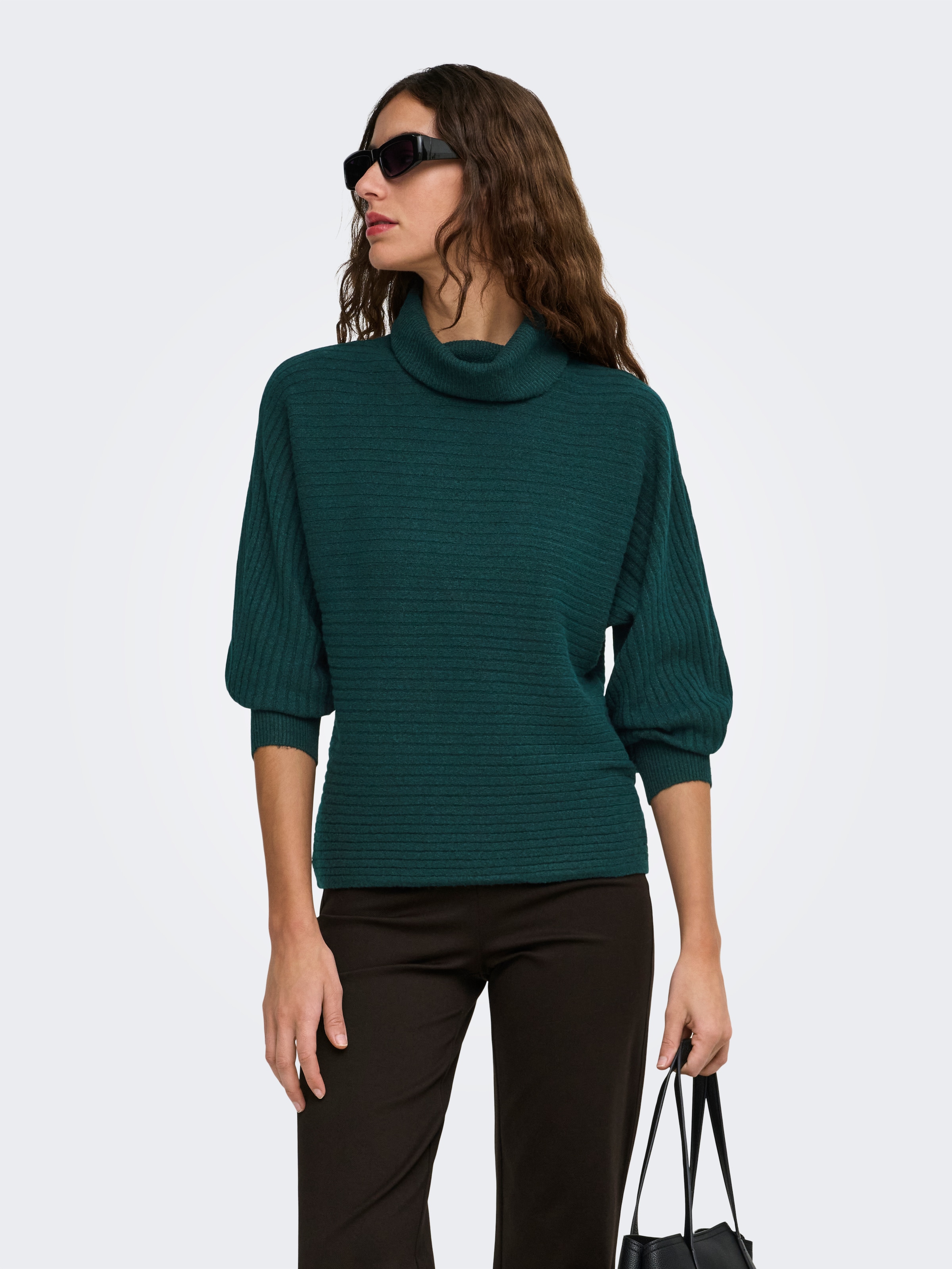 ONLY Pull à col roulé »ONLWINNIE LS ROLLNECK CS KNT« Mélange de matières, stretch, coupe régulière