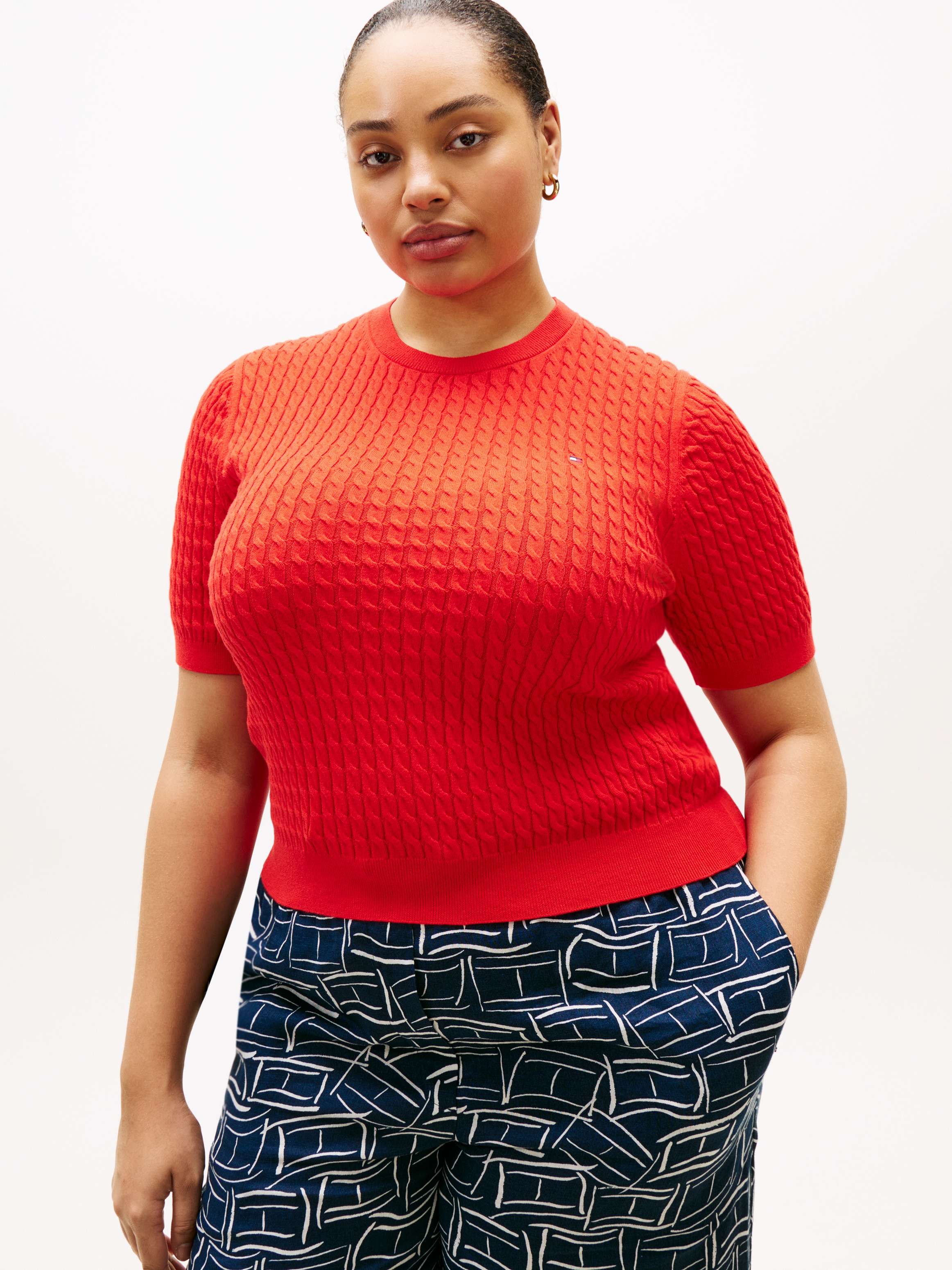 Tommy Hilfiger Curve Pull à col rond »CRV CO CABLE FINE GG CNK S/S SWT« in grossen Grössen, mit Zopfmuster