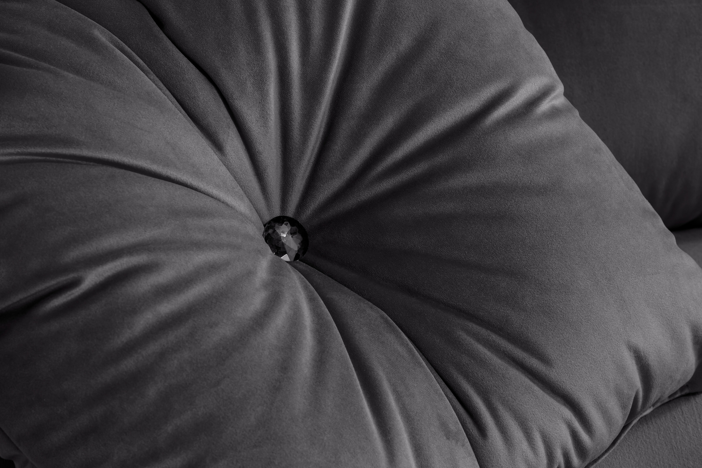 Trends by HG Ecksofa »Samir L-Form« mit Strasssteinen und goldfarben Applikationen