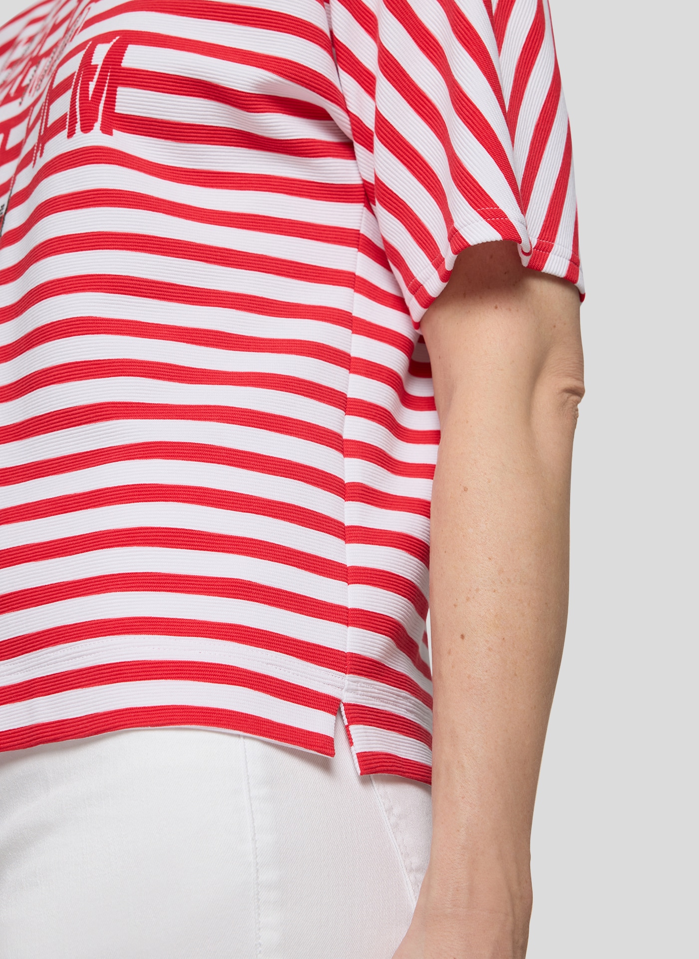 Rabe Shirt à col rond im Streifen-Look und mit Glitzer-Druck