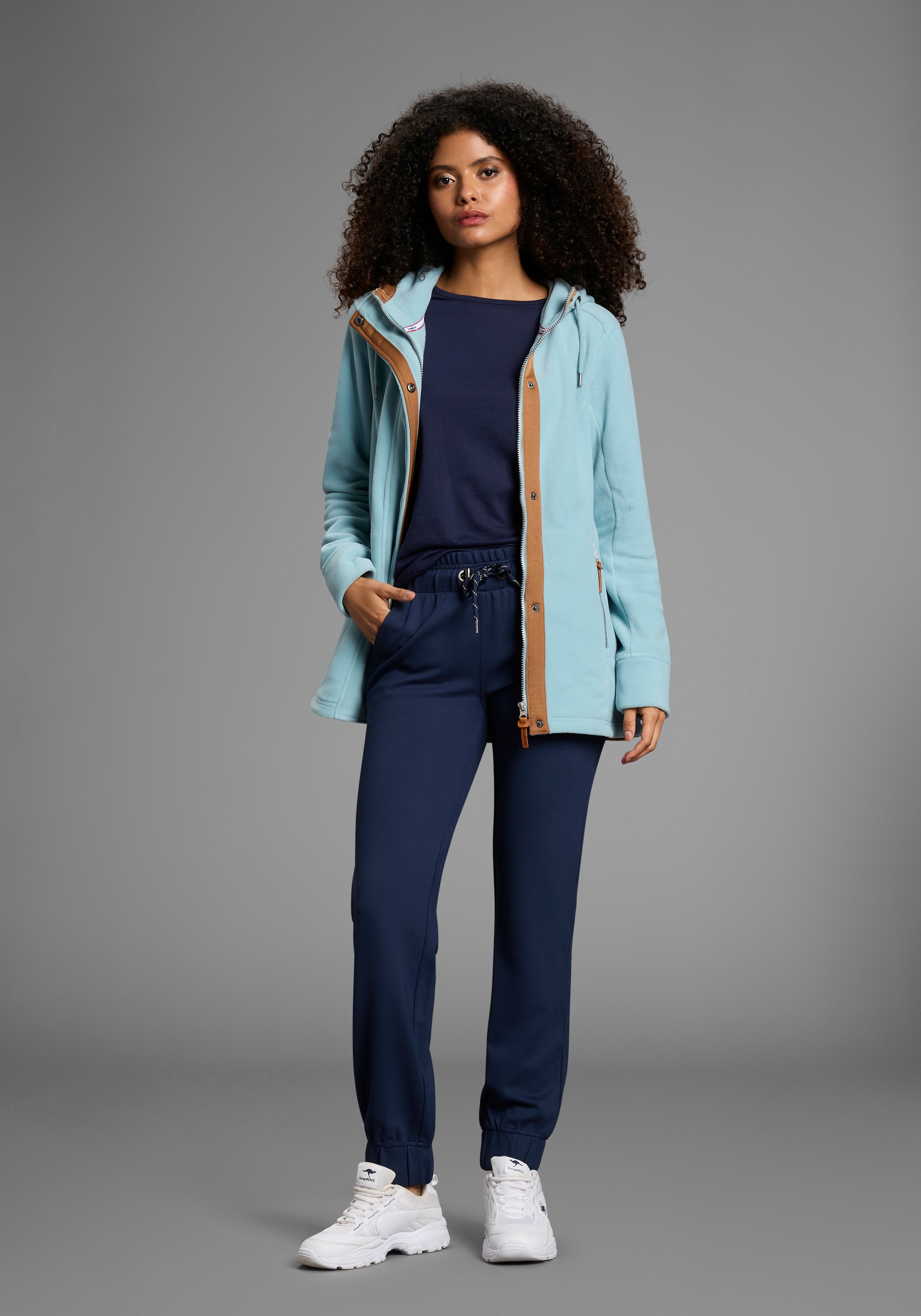 KangaROOS Veste polaire mit Kapuze hüftbedeckende Länge, mit Kapuze, mit Eingrifftaschen