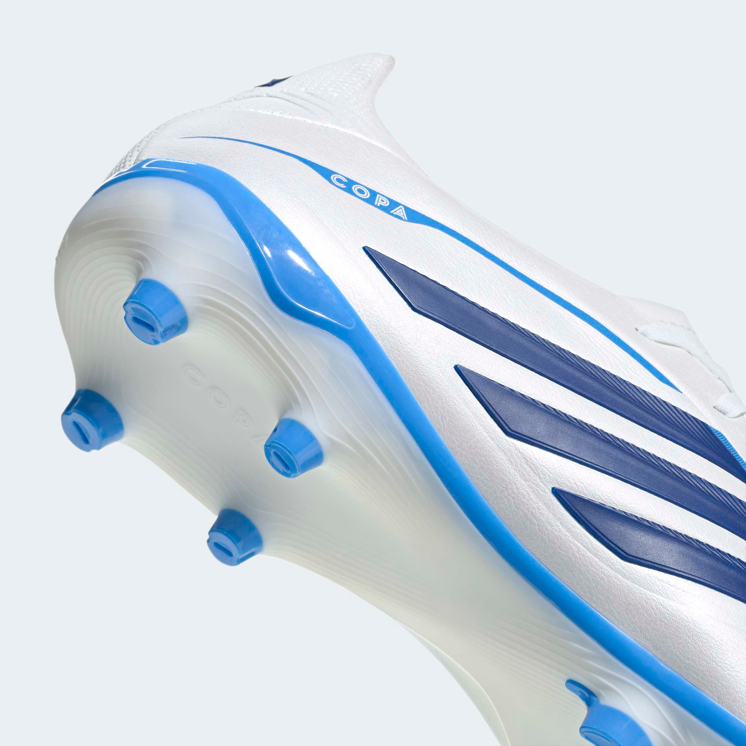 adidas Performance Chaussure de football »COPA PURE IV LEAGUE FG«  semelle extérieure pour gazon et sols durs