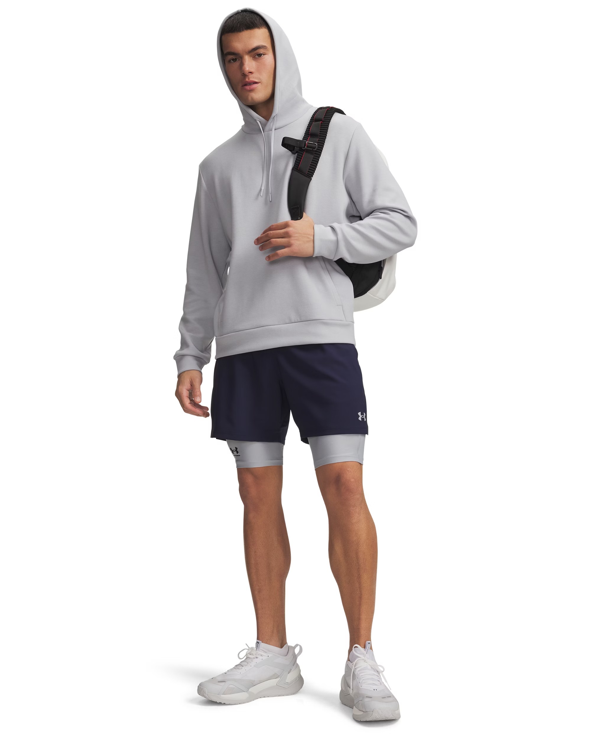 Under Armour® Trainingsshorts  schnell trocknendes Material, aus Polyester, gerader, entspannter Sitz
