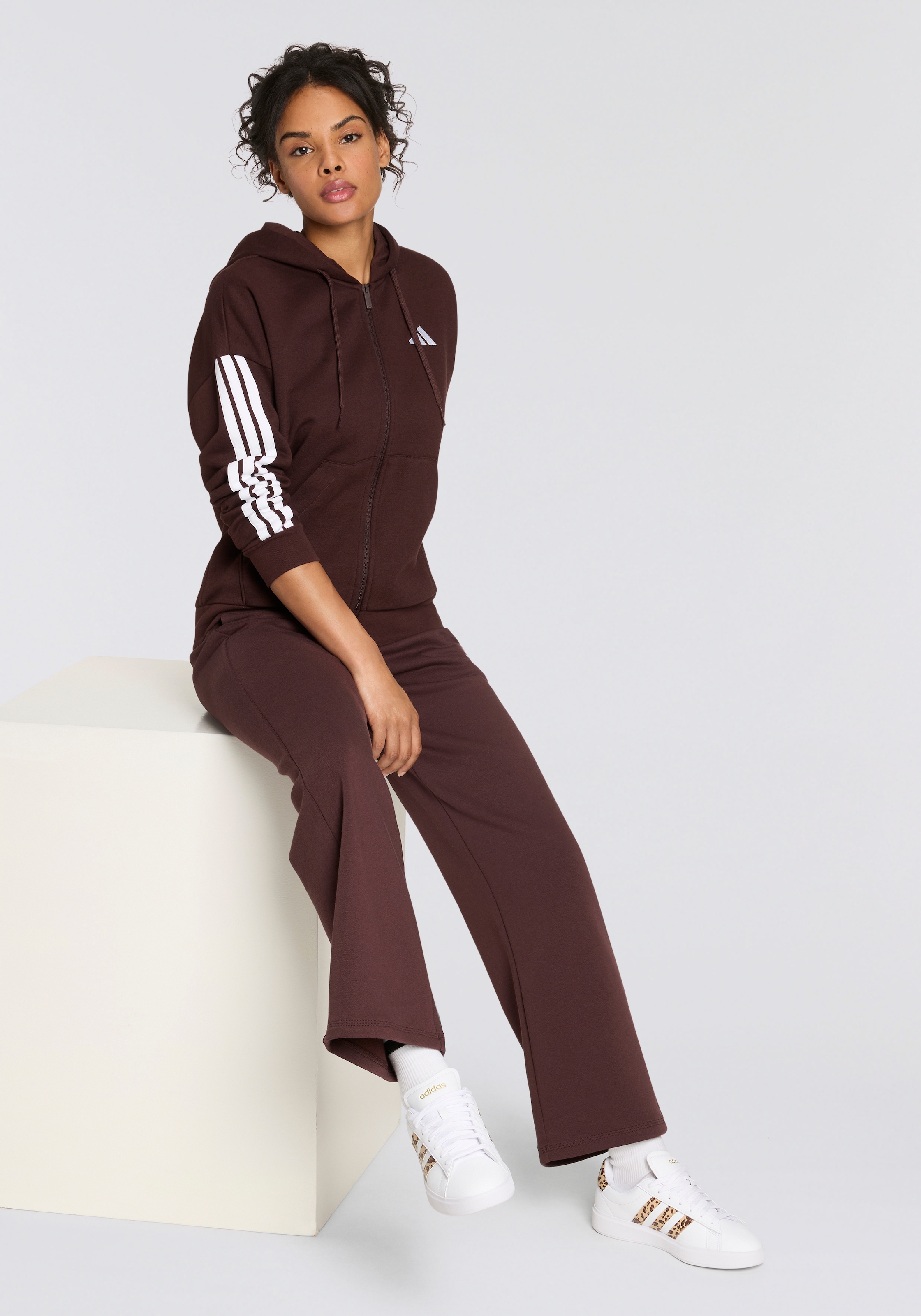 adidas Sportswear Sweat à capuche »ESSENTIALS 3-STREIFEN FULL-ZIP FLEECE«
