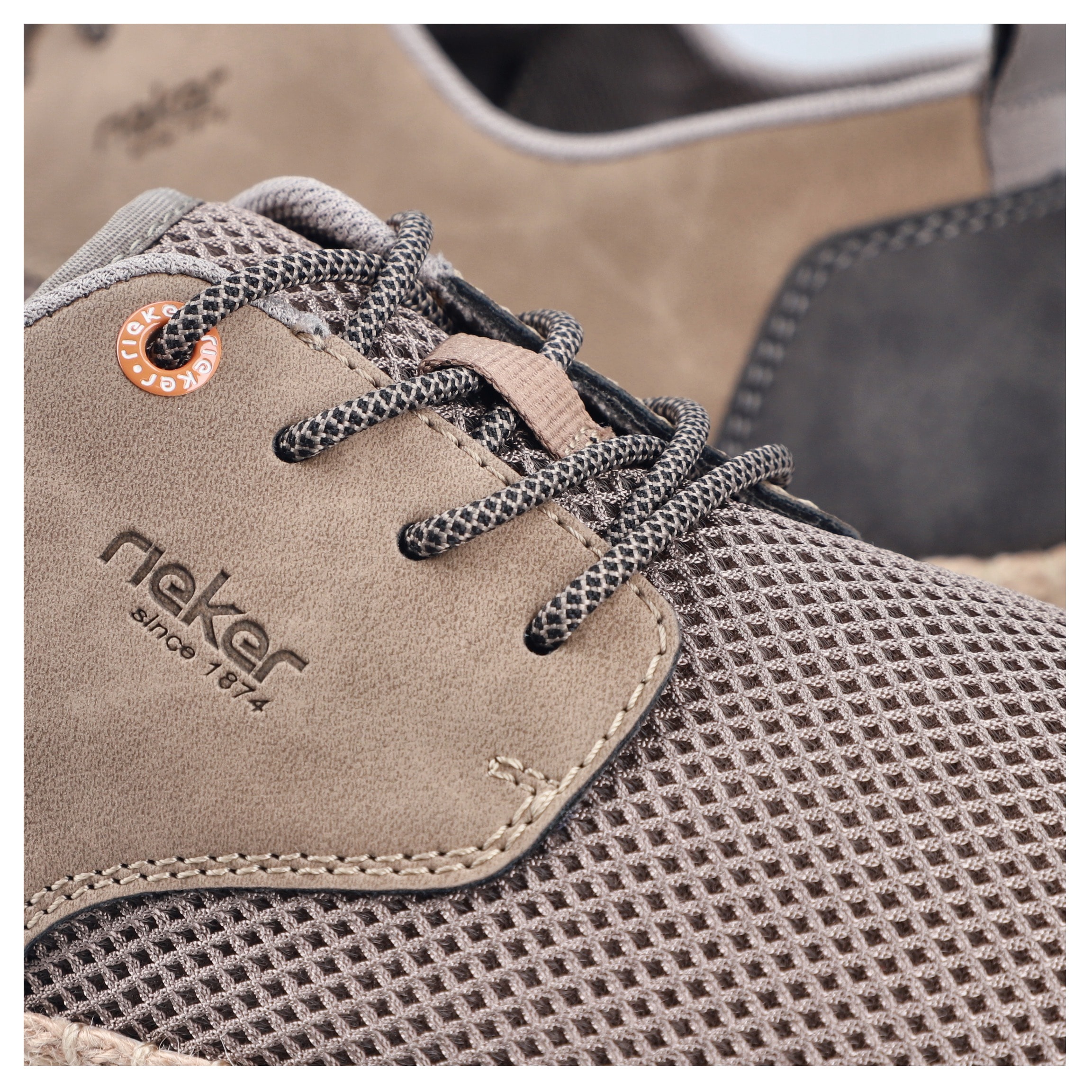 Rieker Chaussure à lacets  Chaussure basse, sneaker, à lacets avec bordure en raphia sur la semelle