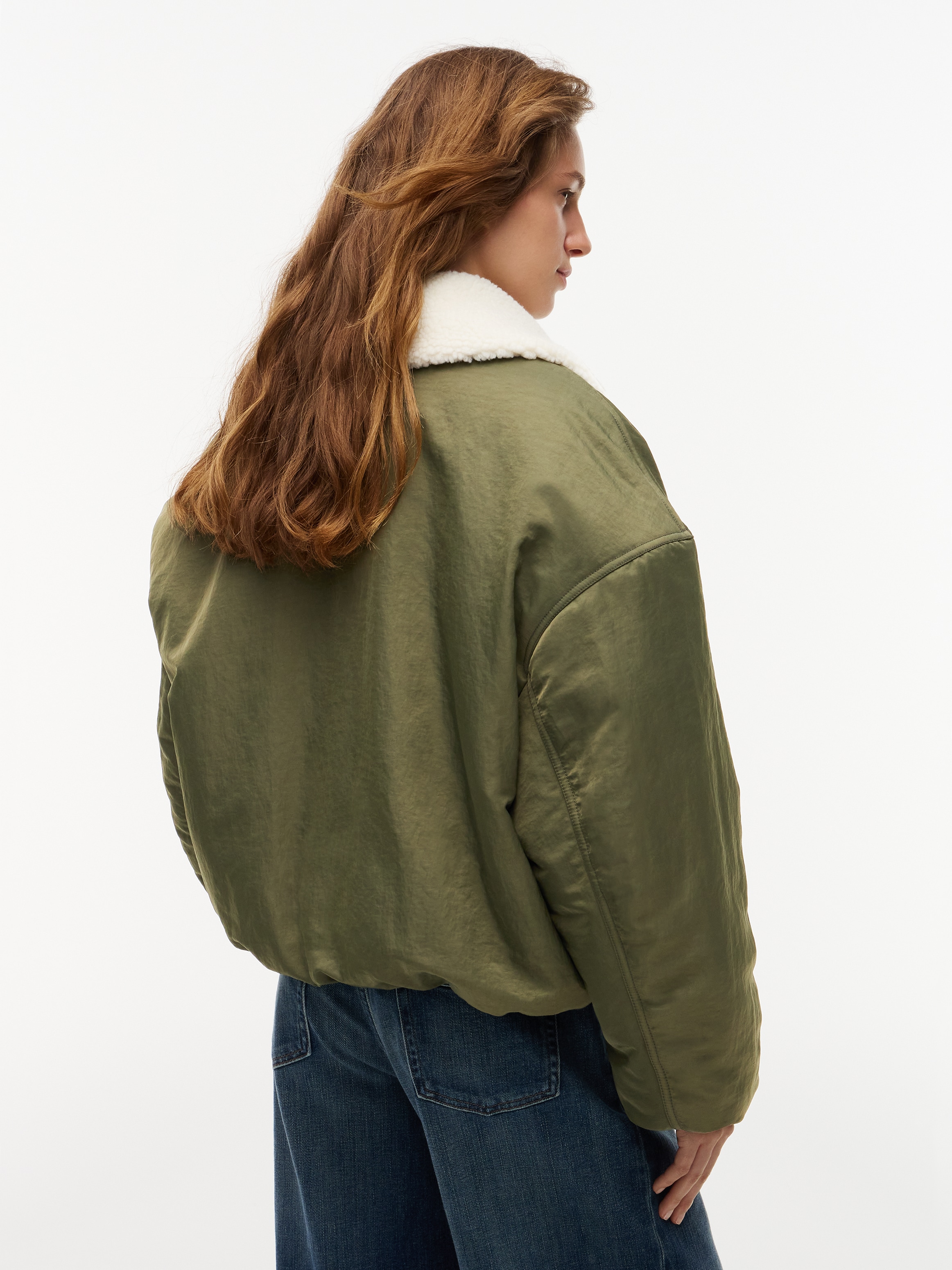 Tommy Jeans Veste bomber »TJW FUR COLLAR UTILITY BOMBER« fibre synthétique, avec fausse fourrure