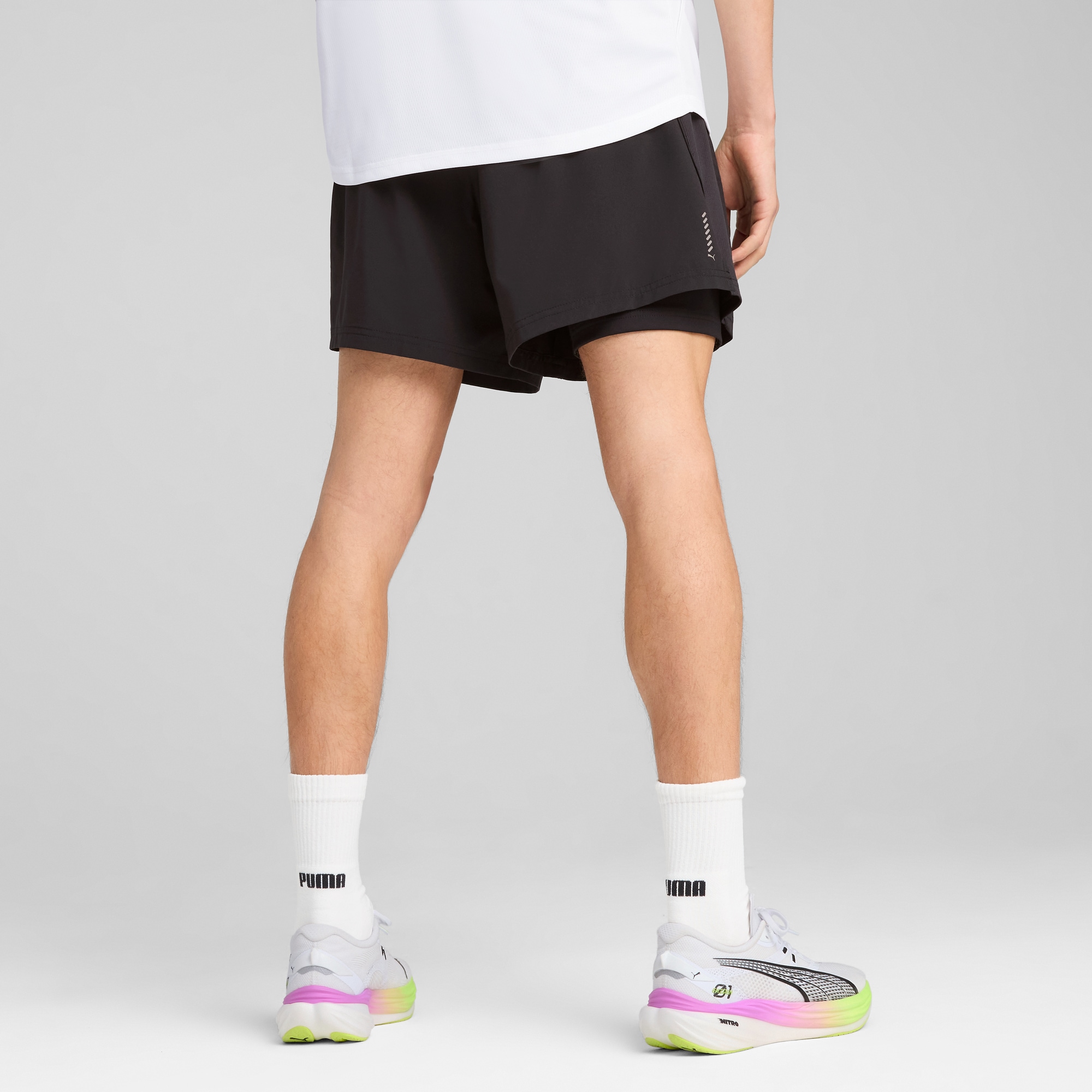 PUMA Short de course »M RUN VELOCITY 2IN1 SHORT«  avec technologie DryCELL, poche téléphone intégrée, coupe slim