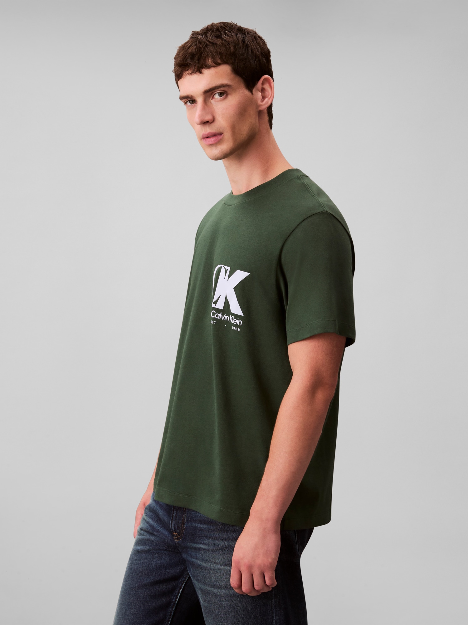 Calvin Klein T-shirt »SS 20S EU CK OVERLAP GRAPHIC TEE« Mit Rundhalsausschnitt, regular fit