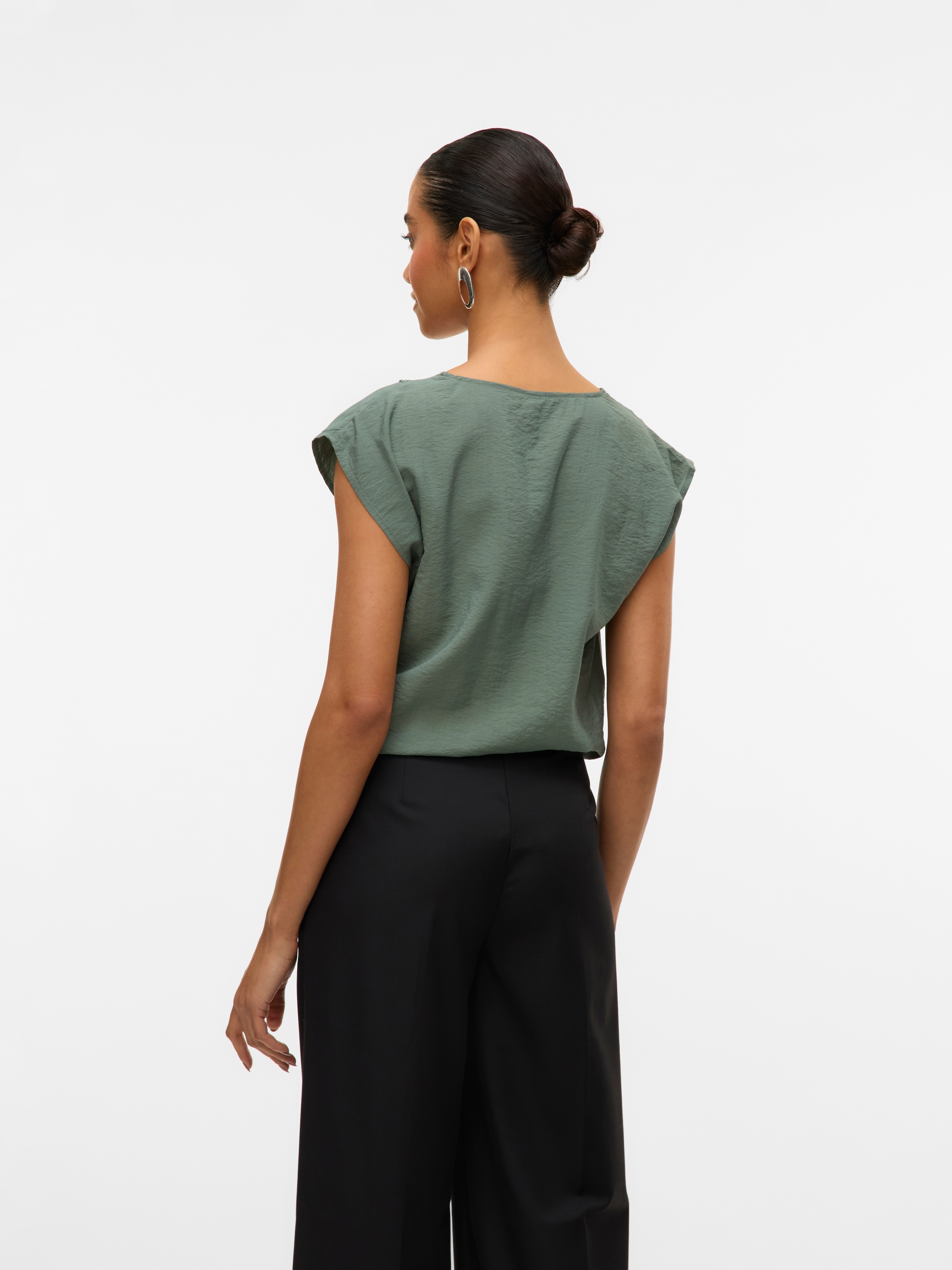 Vero Moda Top en dentelle »VMSAFA SL V-NECK LACE TOP WVN GA NOOS«