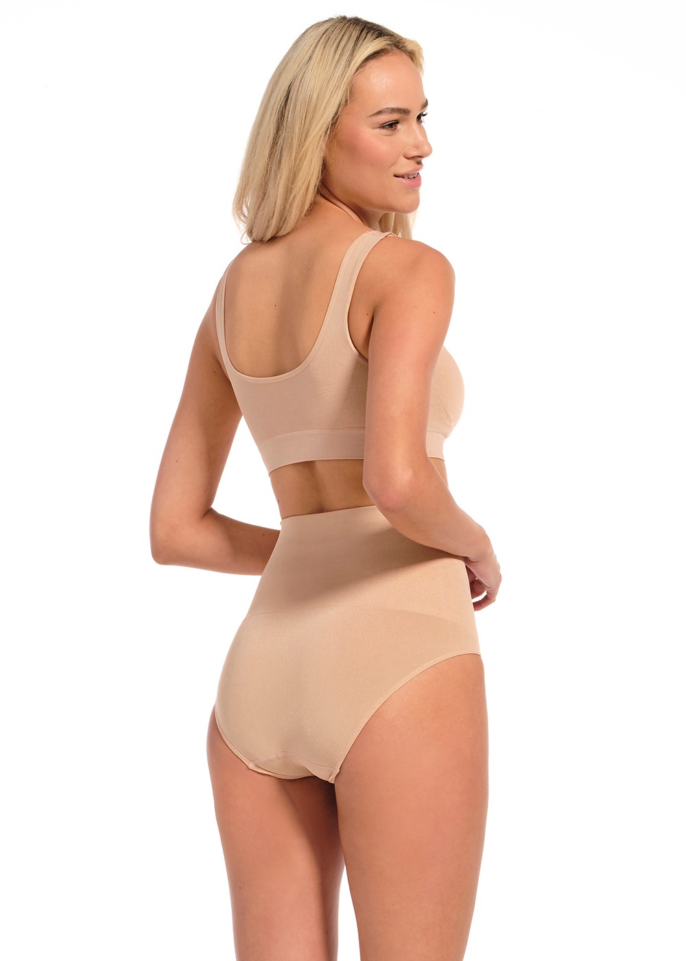 MAGIC Bodyfashion Slip eng, hoch geschnitten, formend, nahtlos, bequem, basic, schimmernd