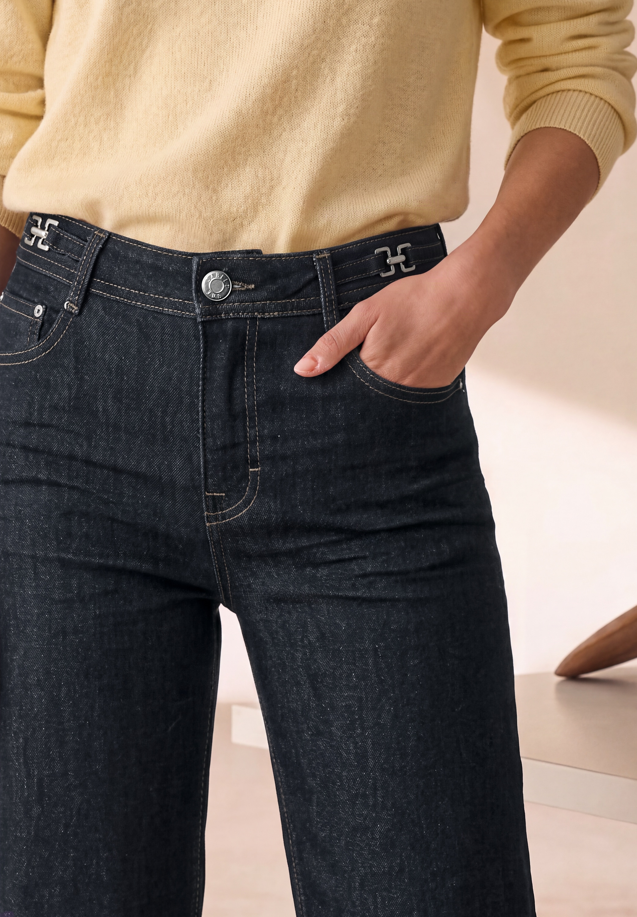 STREET ONE Jeans loose fit »Style Emee« Denim effet délavé avec détails à la ceinture