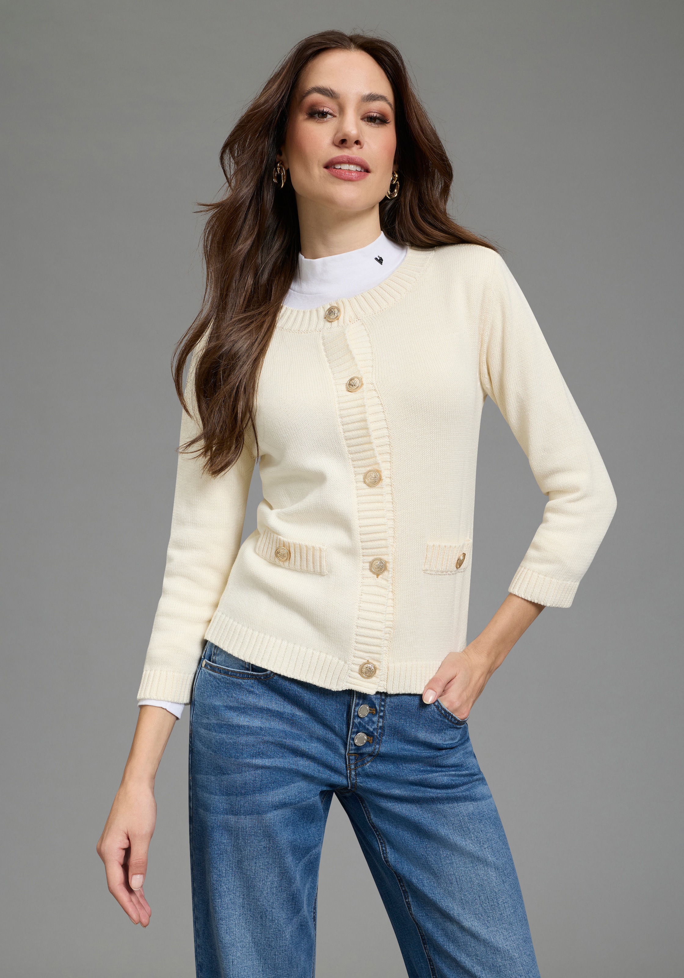 Bruno Banani Cardigan mit modischen Knöpfen im klassischen Look