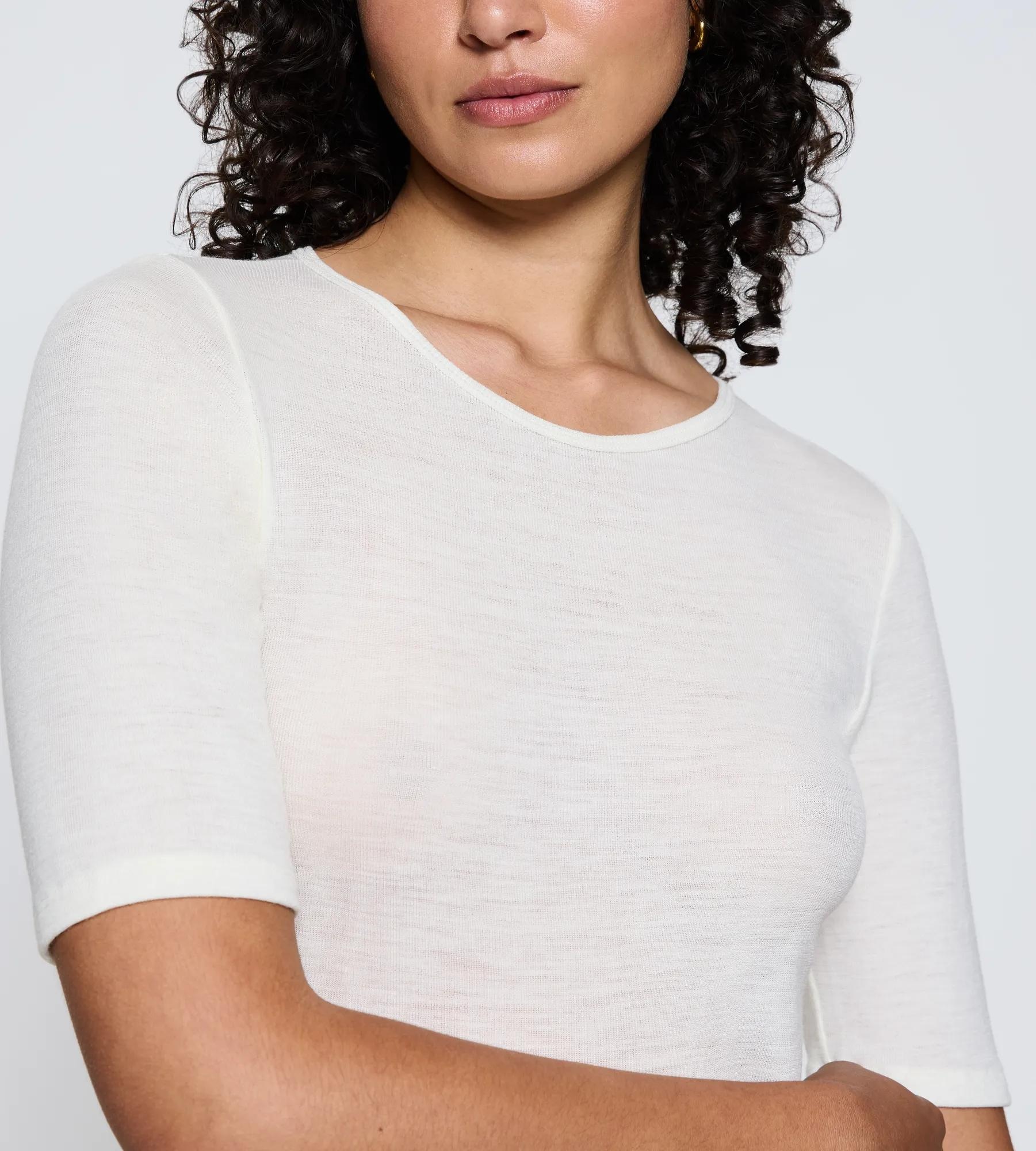 Triumph T-Shirt »Beauty Layers SSL Top Wool« weiche Wolle, Rundhalsausschnitt, wärmend