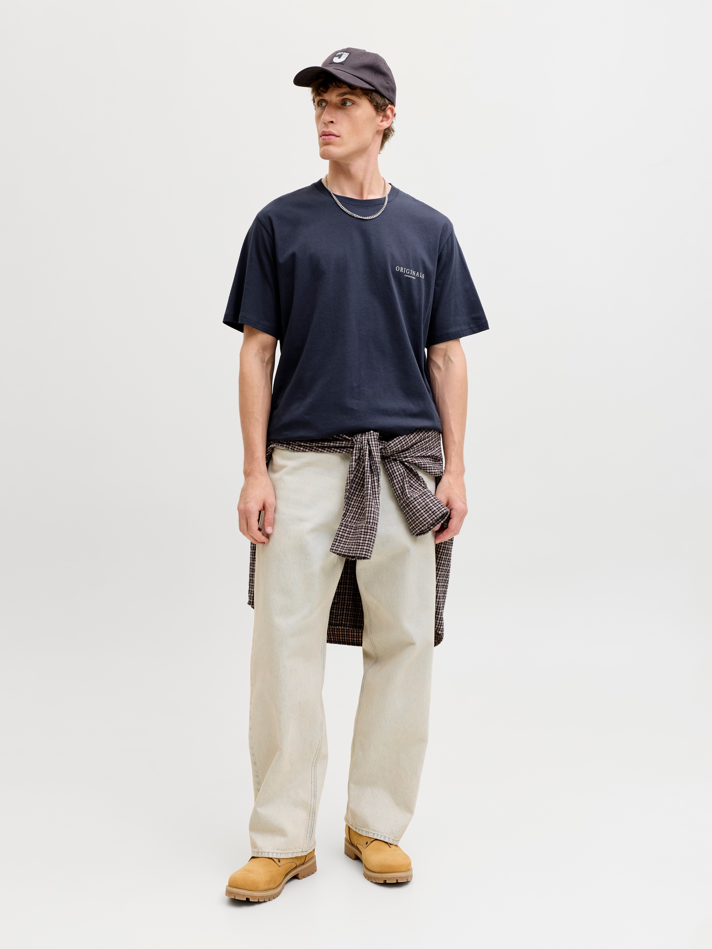 Jack & Jones T-shirt à manches courtes »JORMONTAUK AOP BACK TEE SS CREW NECK« coton, coupe régulière
