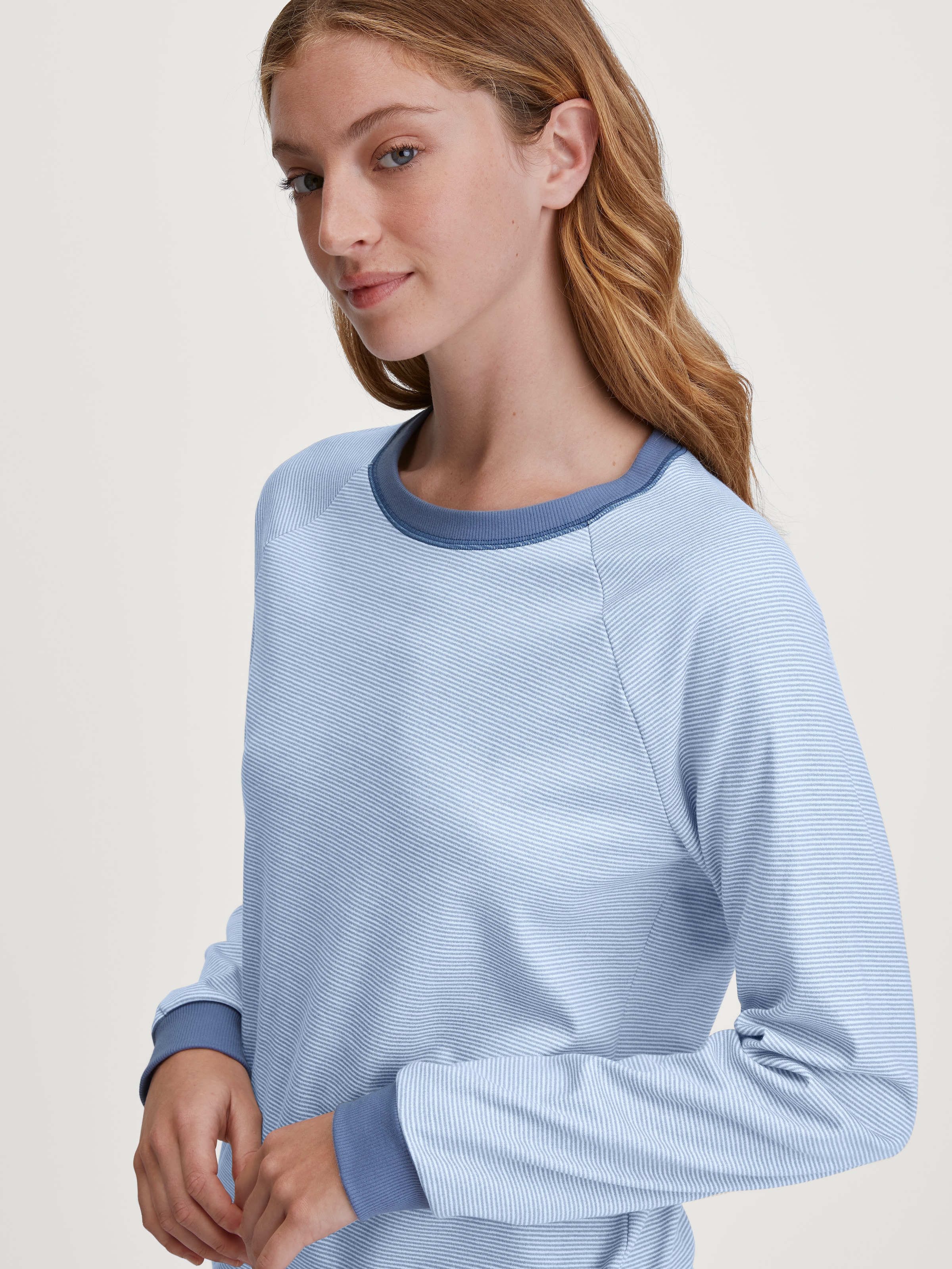 CALIDA Pyjama »Midnight Love« 2 cuis tlg., Langarm, Heavy-Interlock, Rundhals-Ausschnitt, wärmend